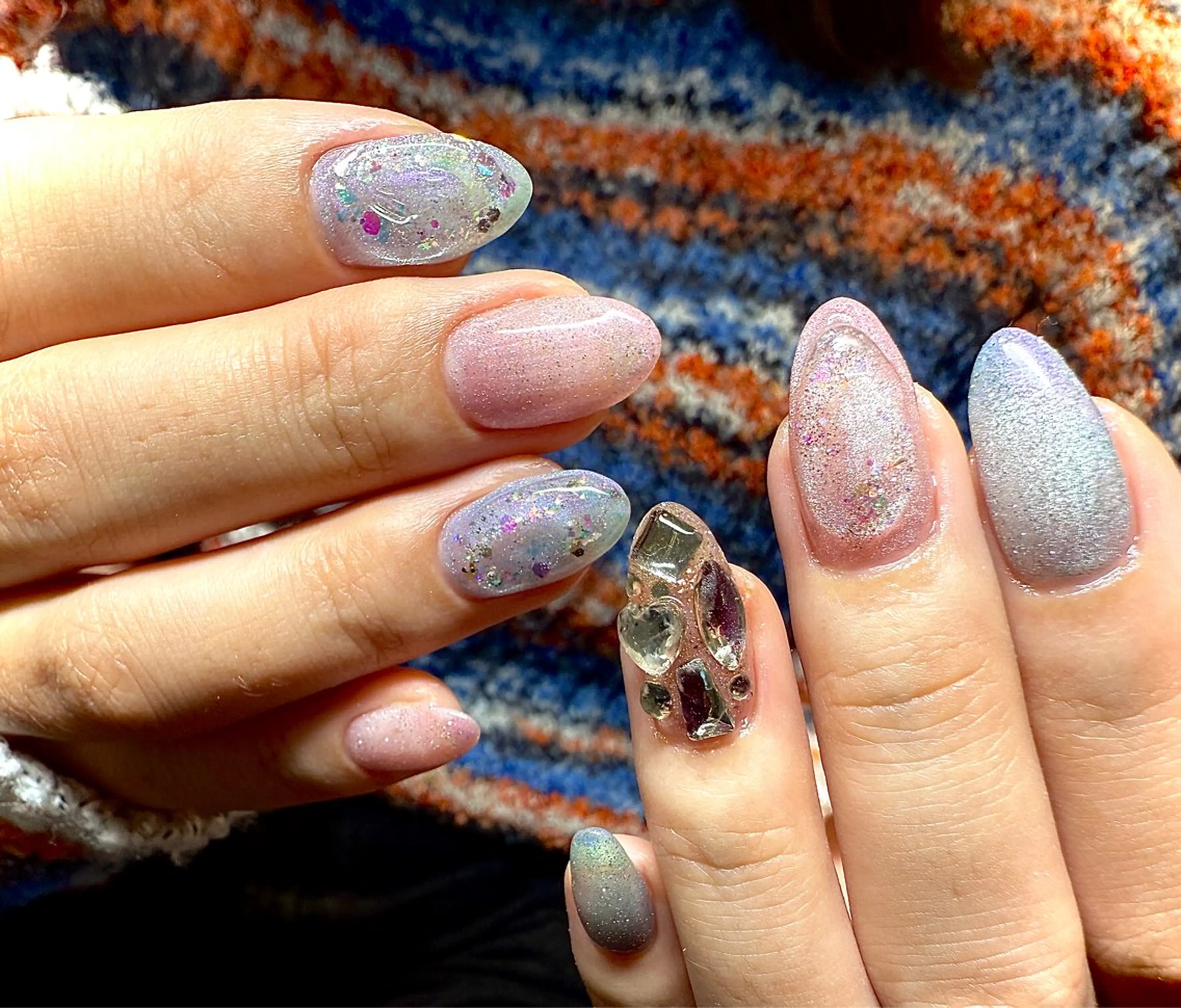 ネイル ブルー 氷ネイル・うるうるネイル キラキラネイル マグネットネイル ピンク ハンドネイル ハンドケア Art Hanabi所属・Art Hanabi ミリのネイルデザイン
