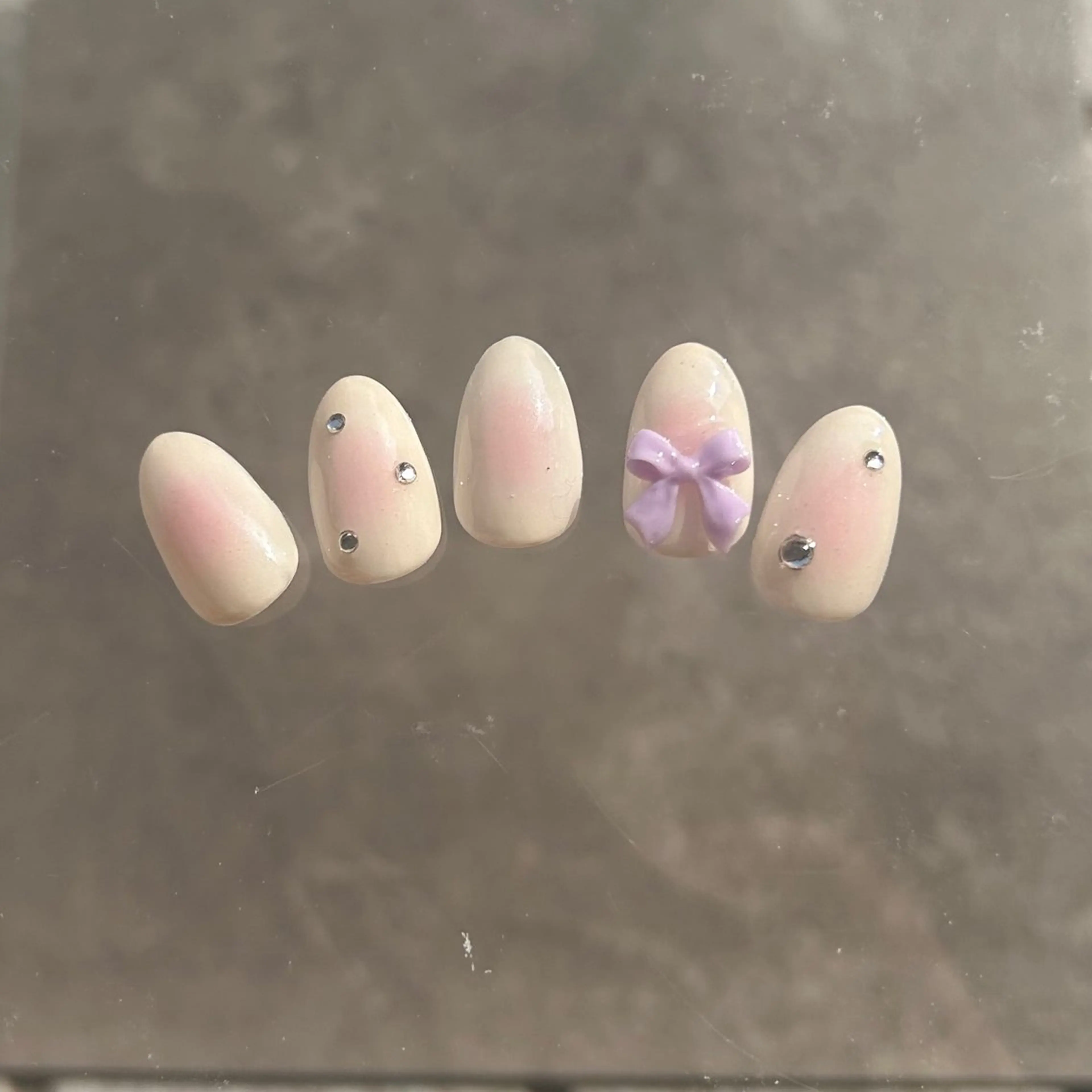 ネイル ハンドネイル Momonails Ruiのネイルデザイン