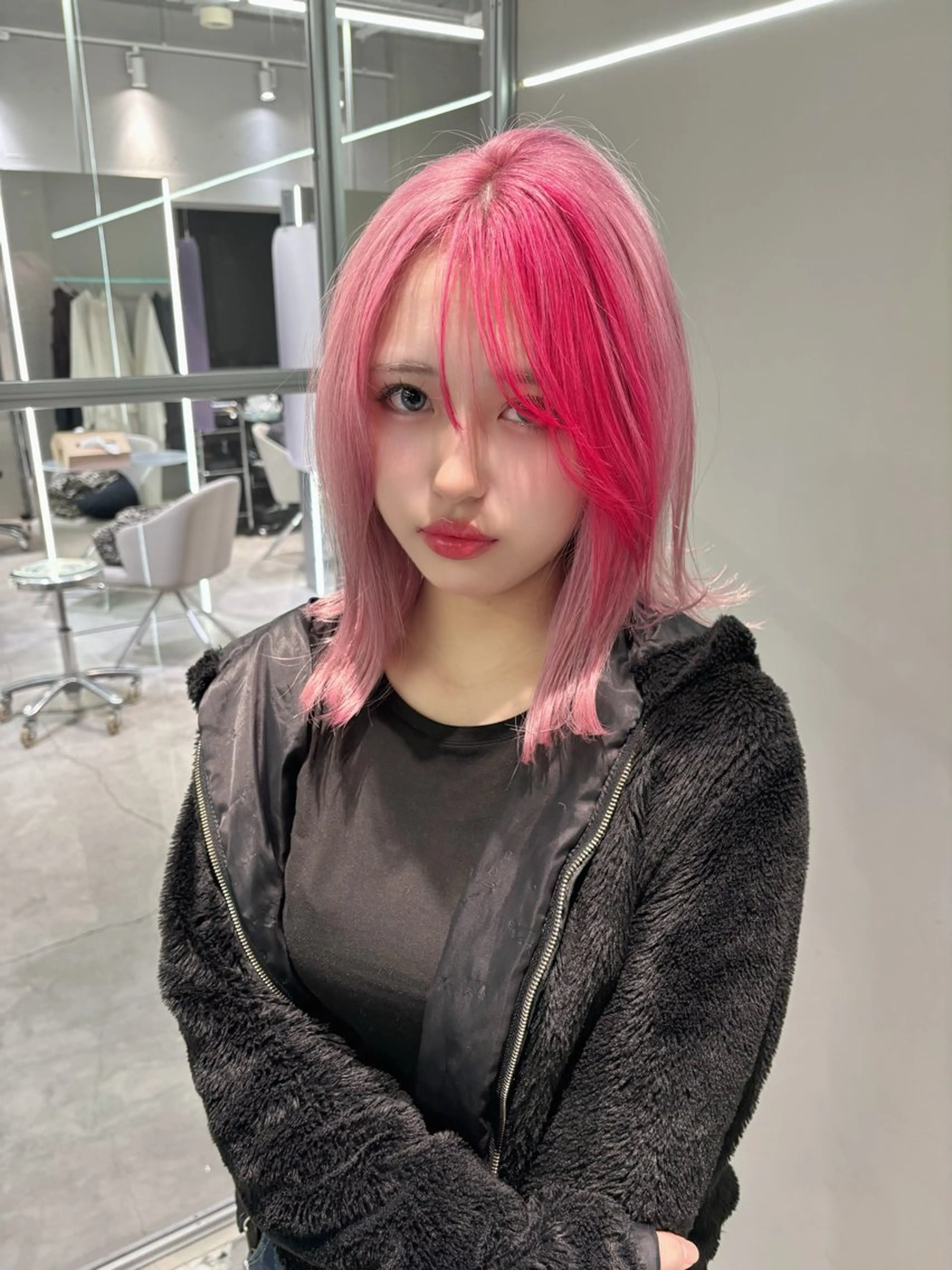 セミロング カラー ピンクカラー 名古屋/レイヤー /RYOUICHI/のヘアスタイル