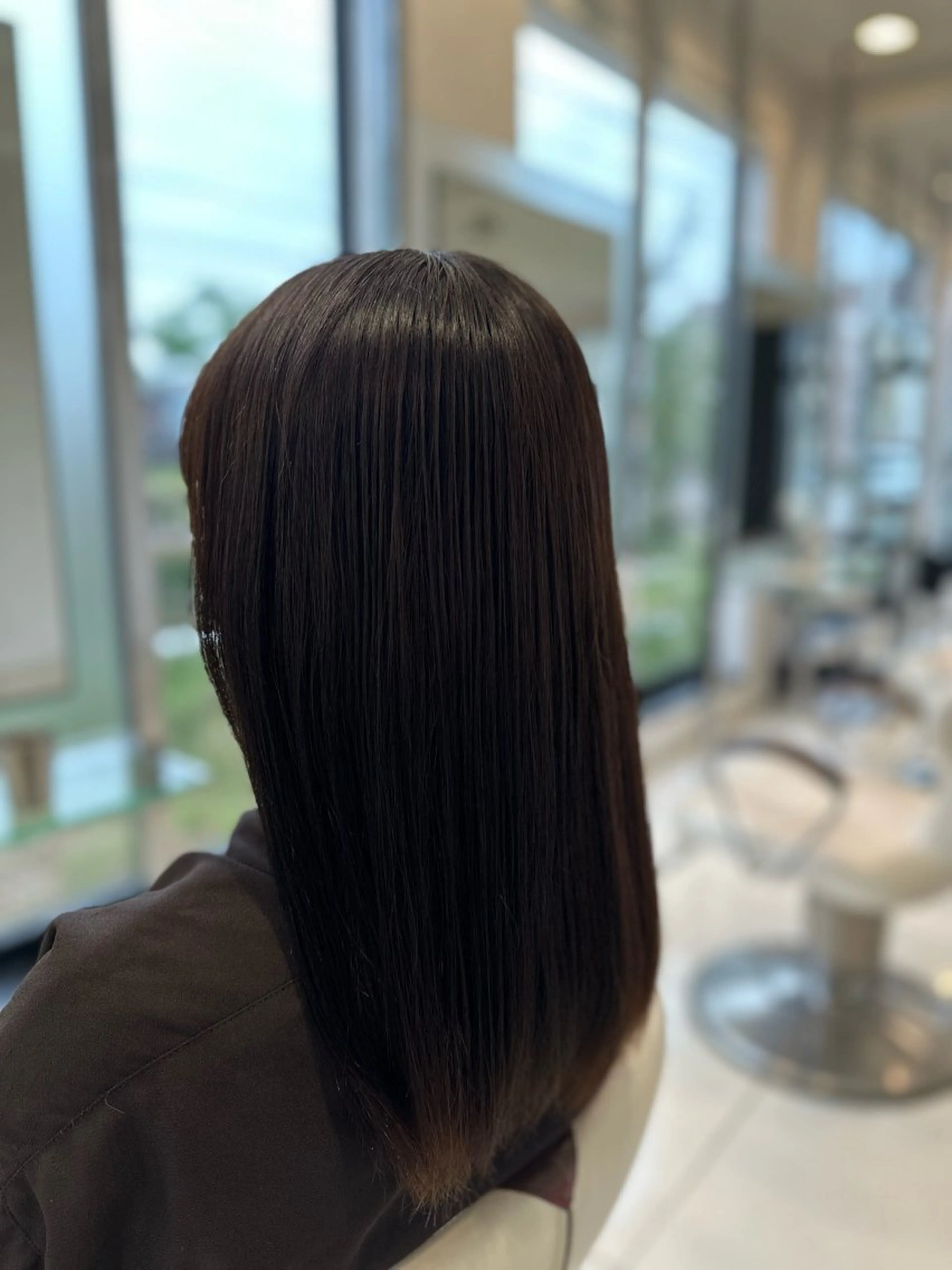 セミロング 花野 郁登のヘアスタイル