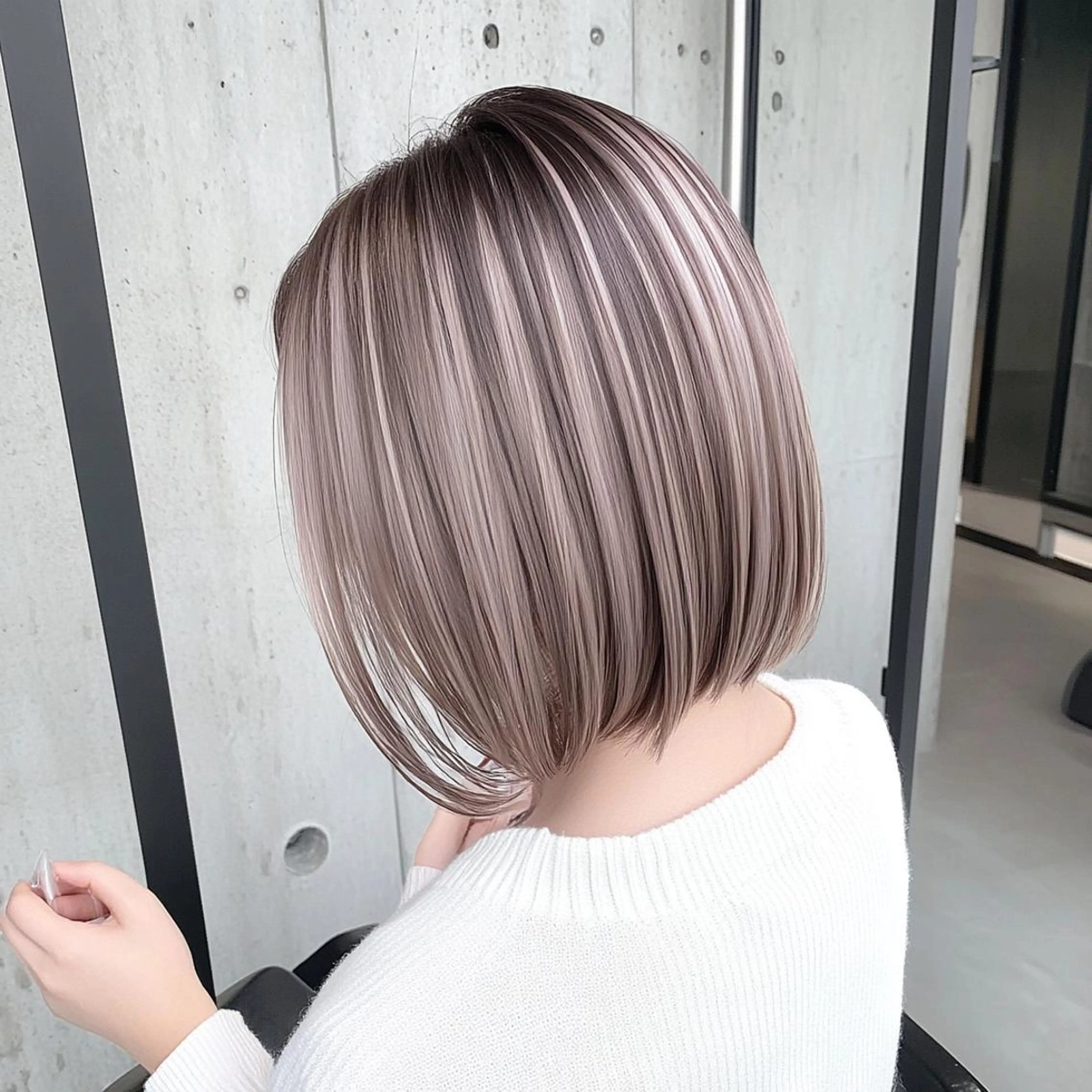 カラー corazon ブリーチのヘアスタイル