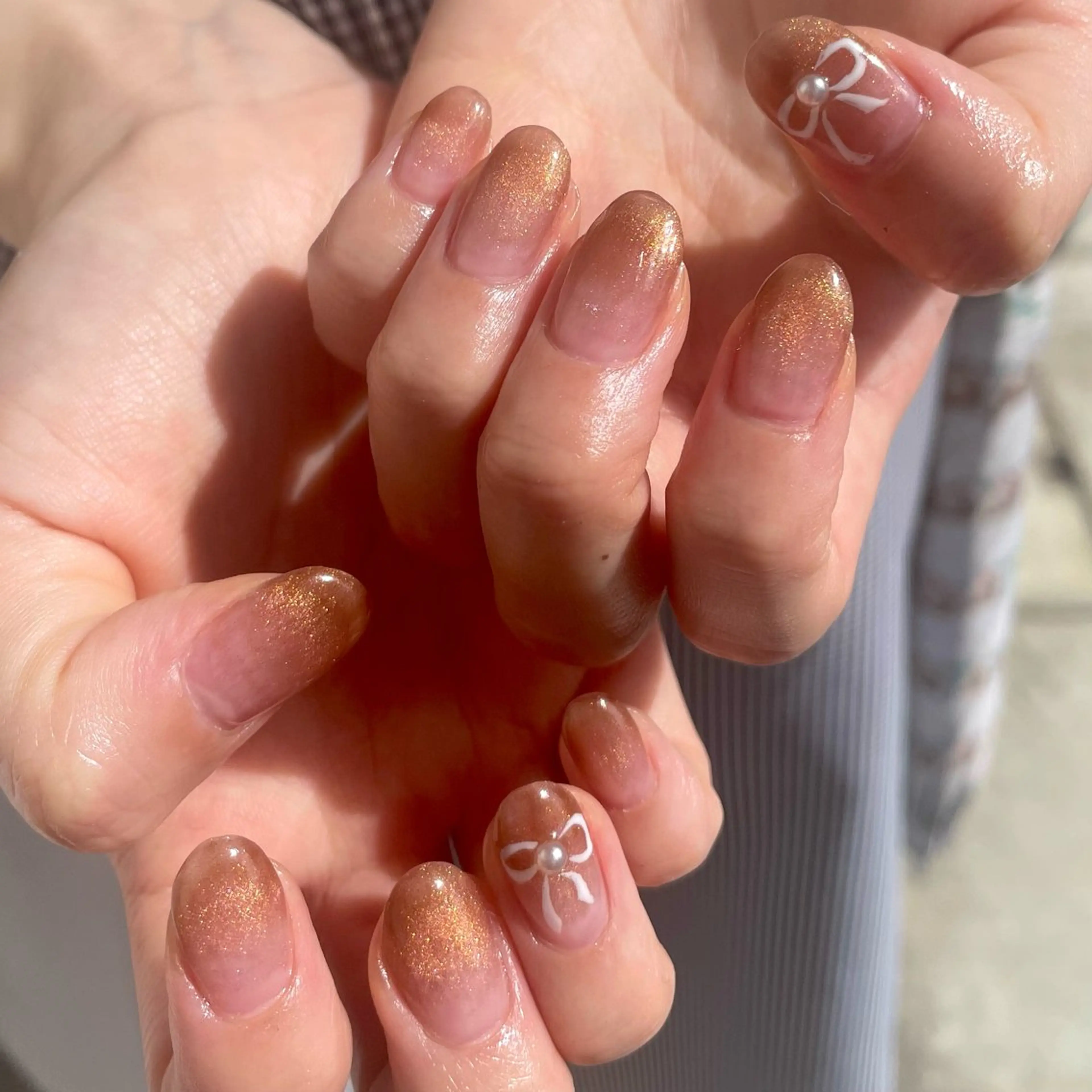 ネイル アートネイル ブルー ドット フラワーネイル グラデーション Seemly 千田町店所属・フラワーパラジェル 🌸シームリーエミのネイルデザイン