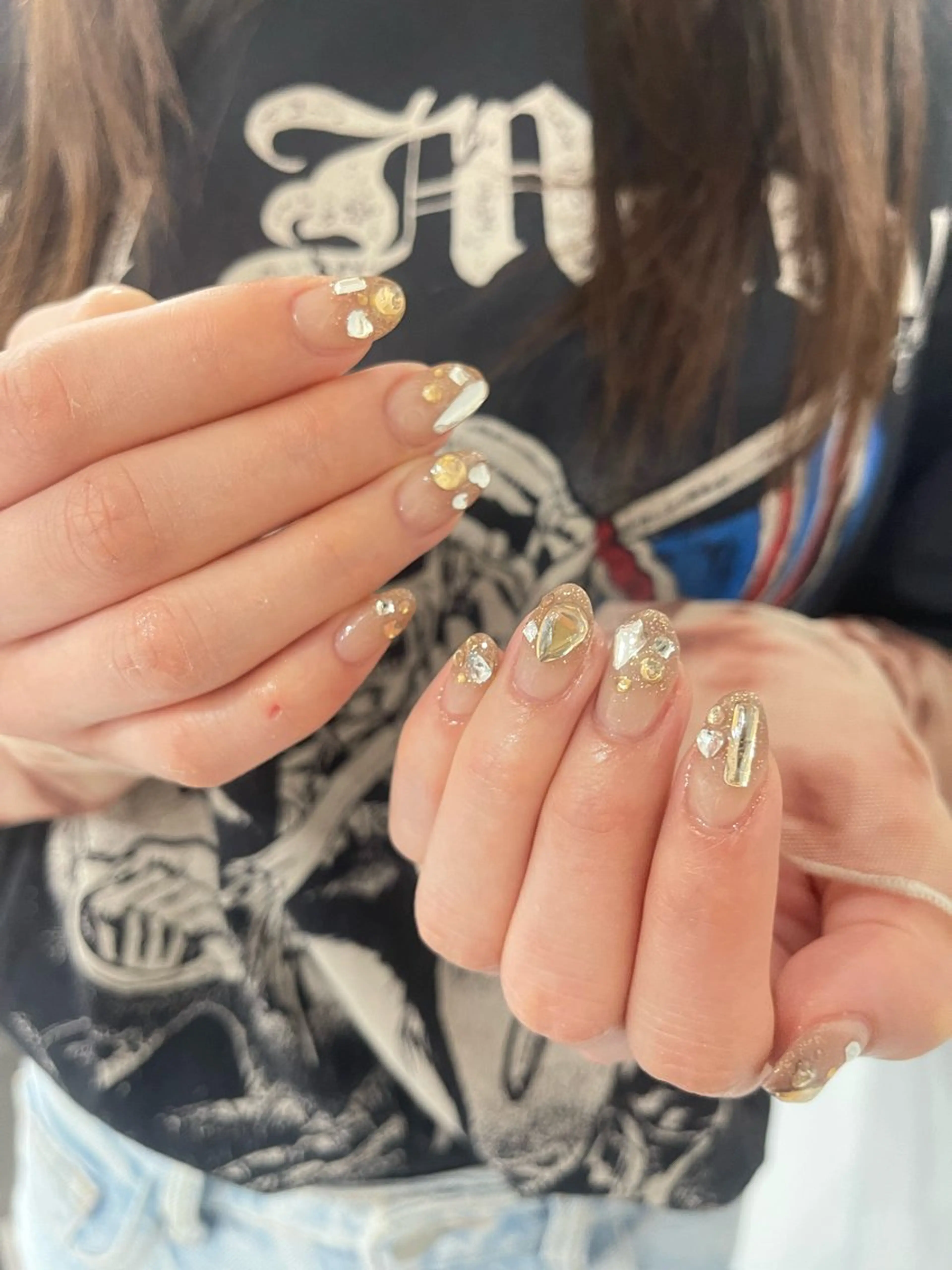 ネイル Shis_🦄shi 韓国風キラキラネイルのネイルデザイン