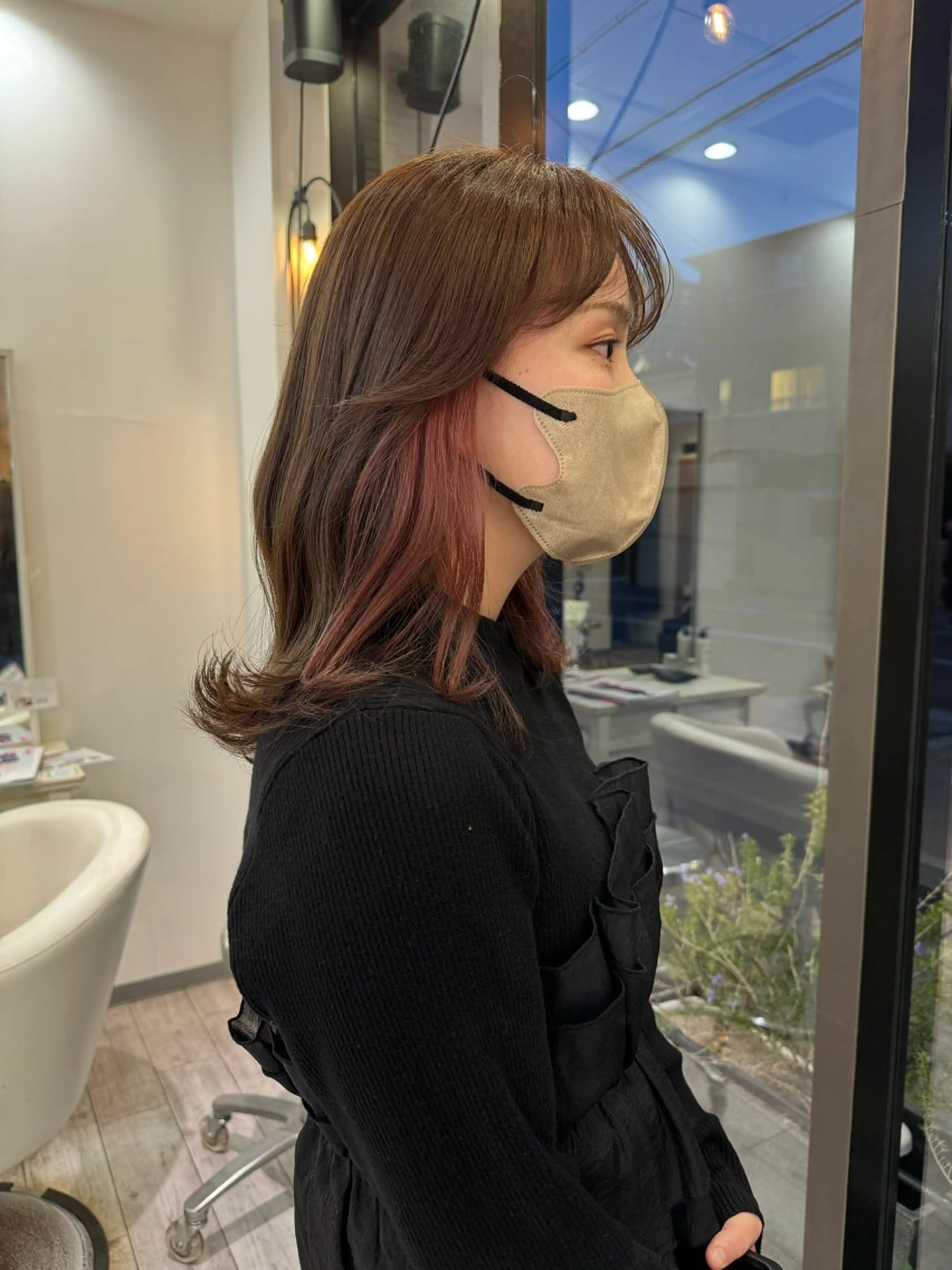 カラー ブラウンカラー イヤリングカラー ピンクカラー KON所属・KON /nozomiのヘアスタイル