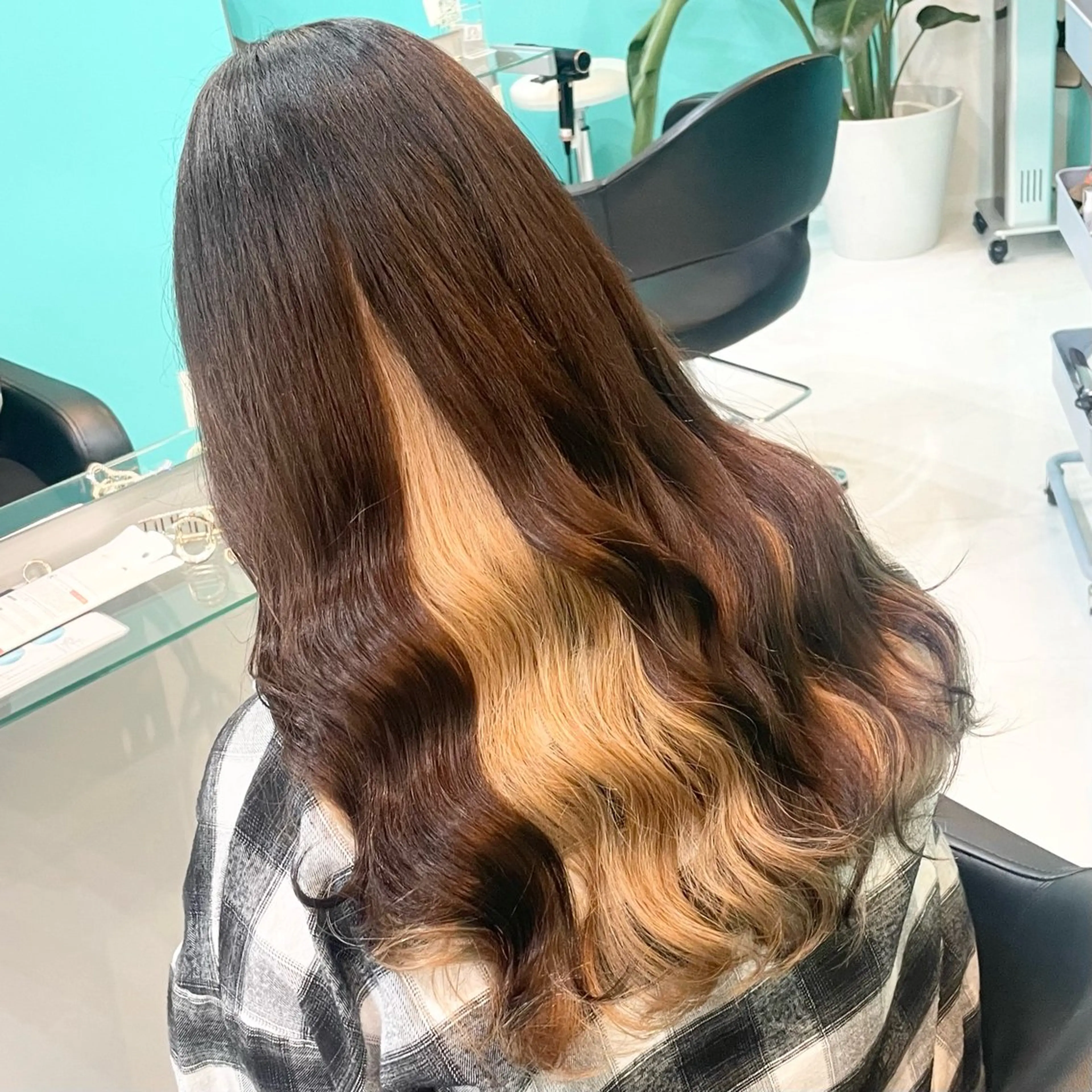 ロング カラー ベージュカラー インナーカラー Natsuki‎🤍 透明感×艶カラー🫧のヘアスタイル