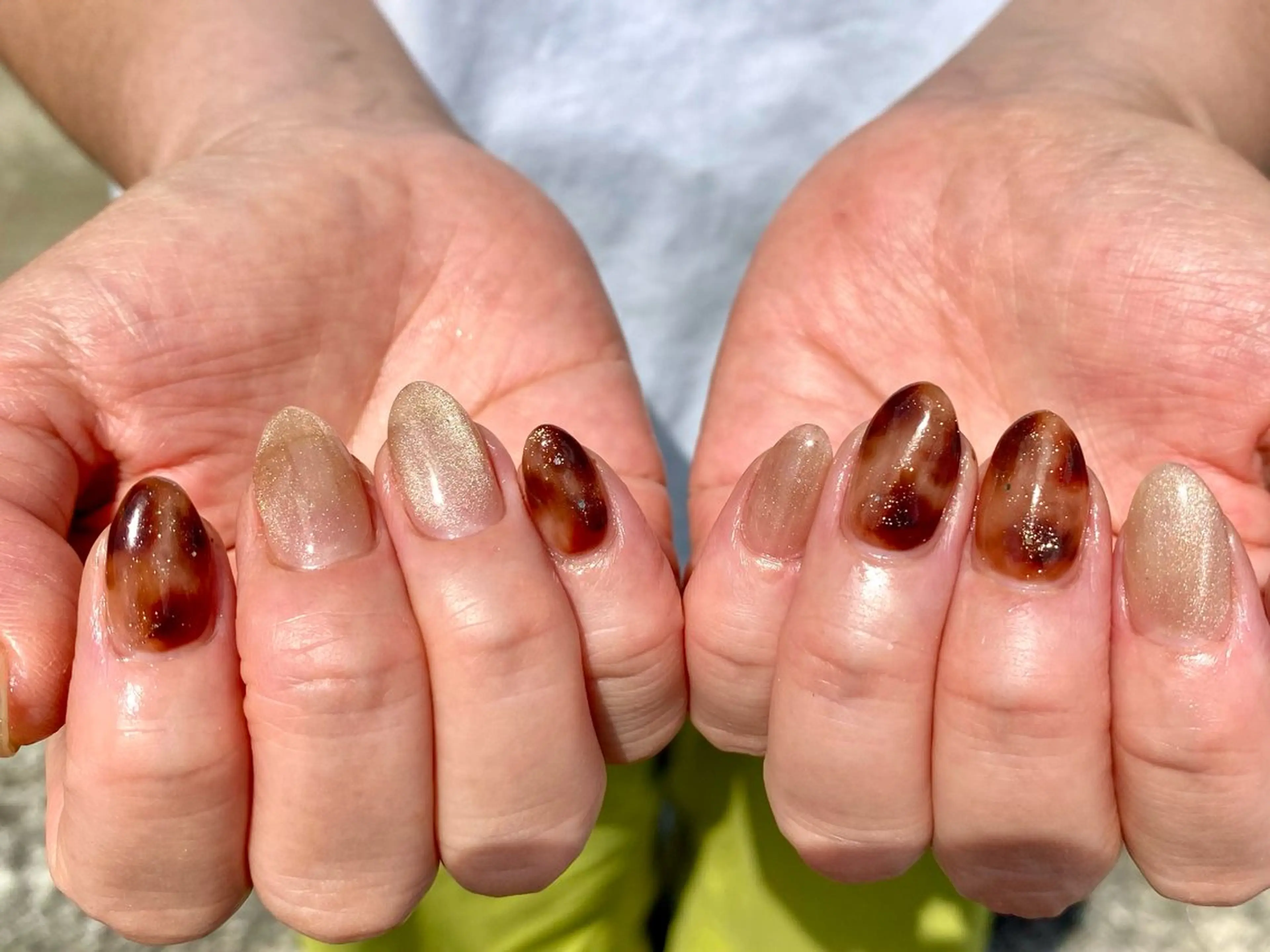 ミディアム ハンドネイル Mikami Nanaのネイルデザイン