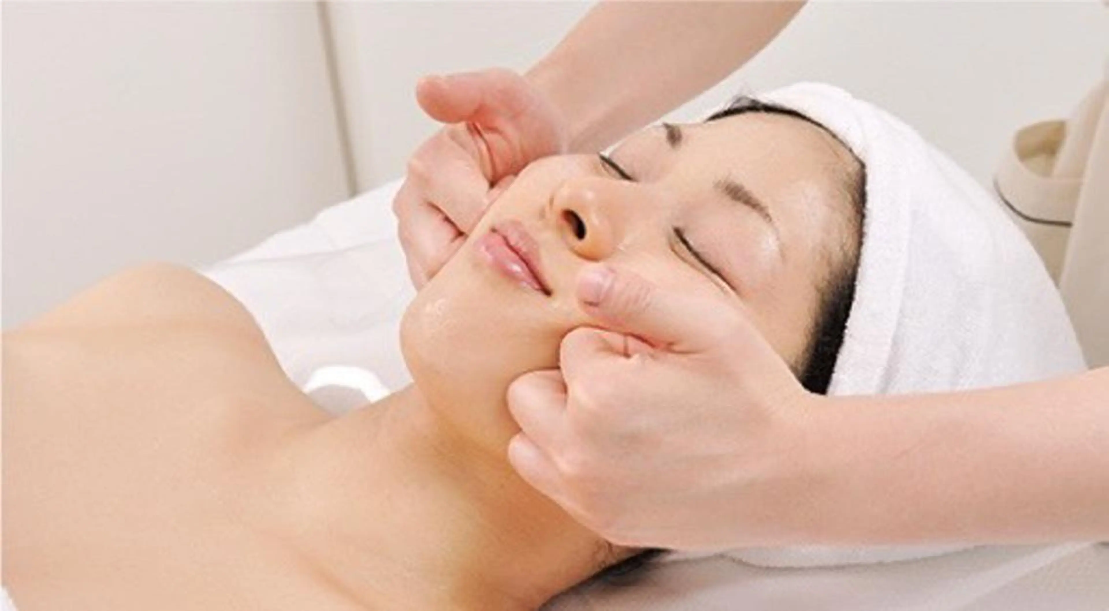 ミディアム パーマ キッズ マツエク・マツパ 小顔カット 小顔矯正・美容鍼 美鍼堂のエステ・リラクイメージ