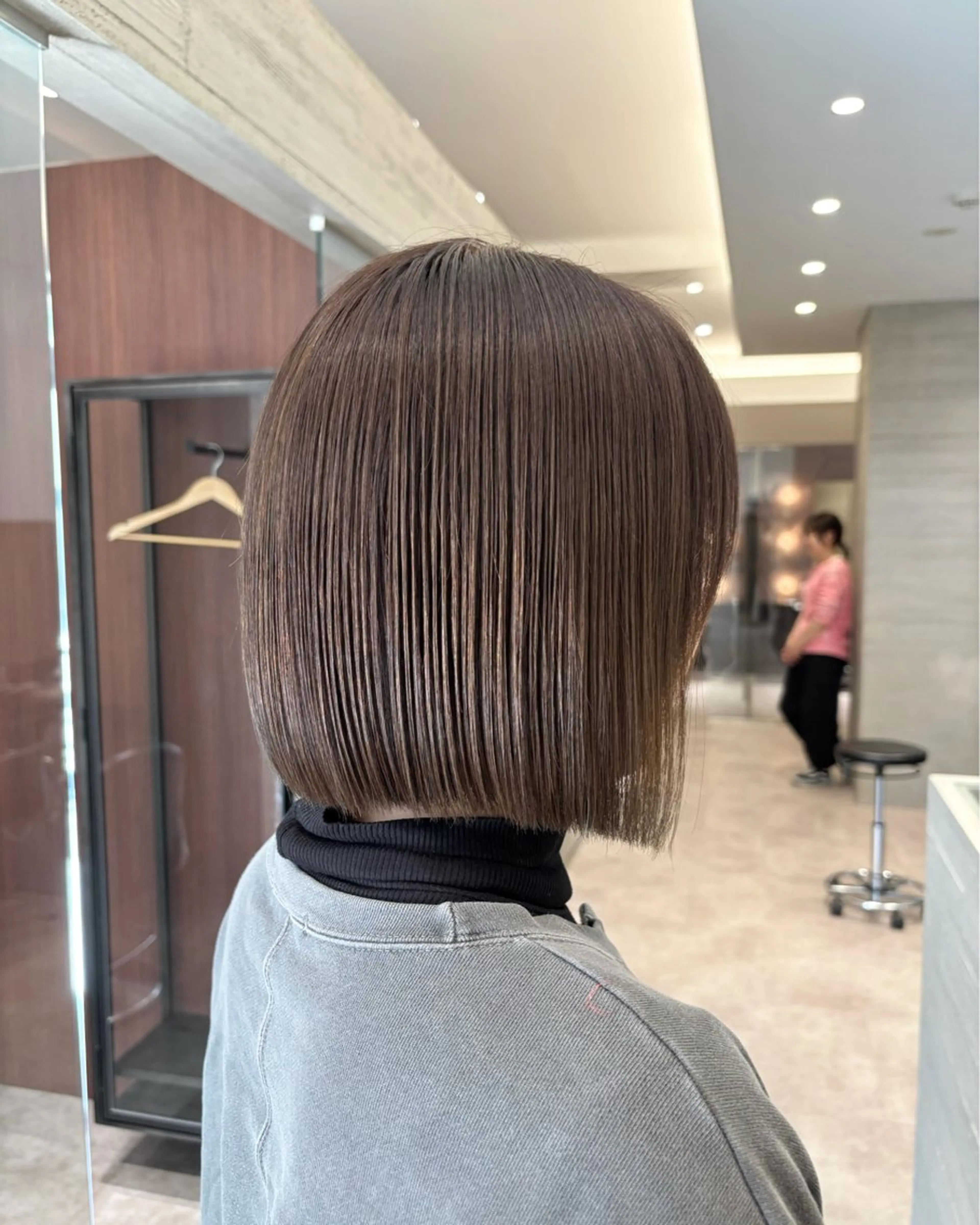 ショート NEST by chord （ネストバイコード）所属・🤍関根 朋香🤍のヘアスタイル