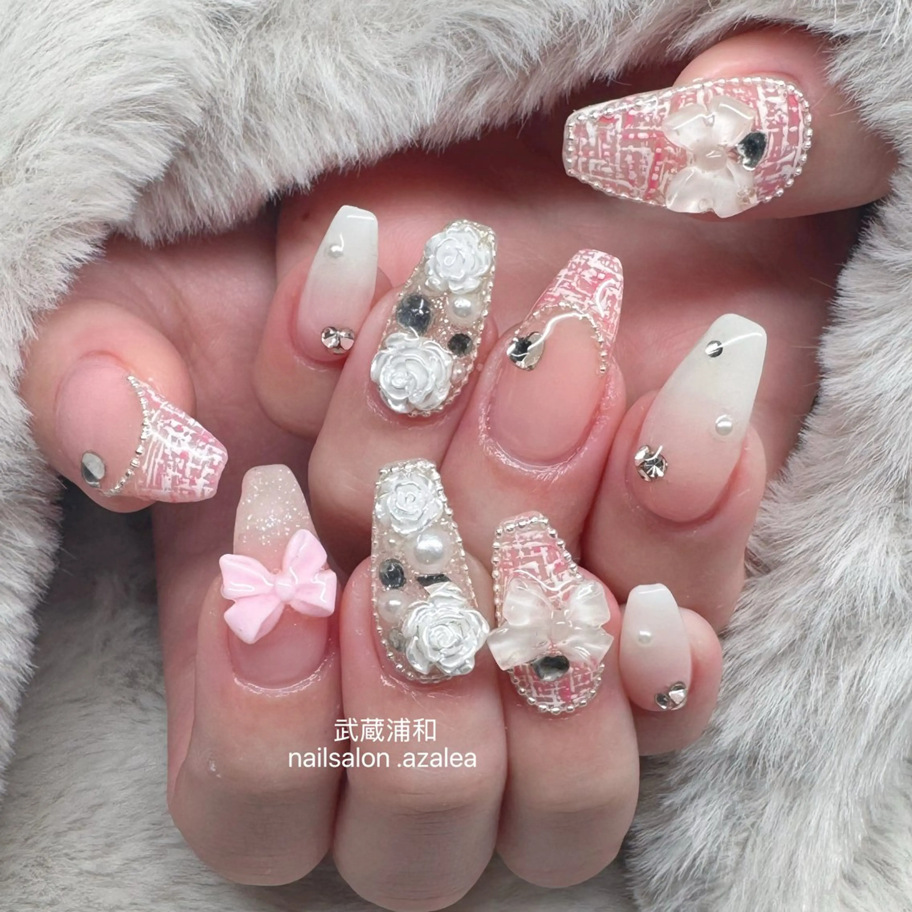 ネイル ハンドネイル R inのネイルデザイン