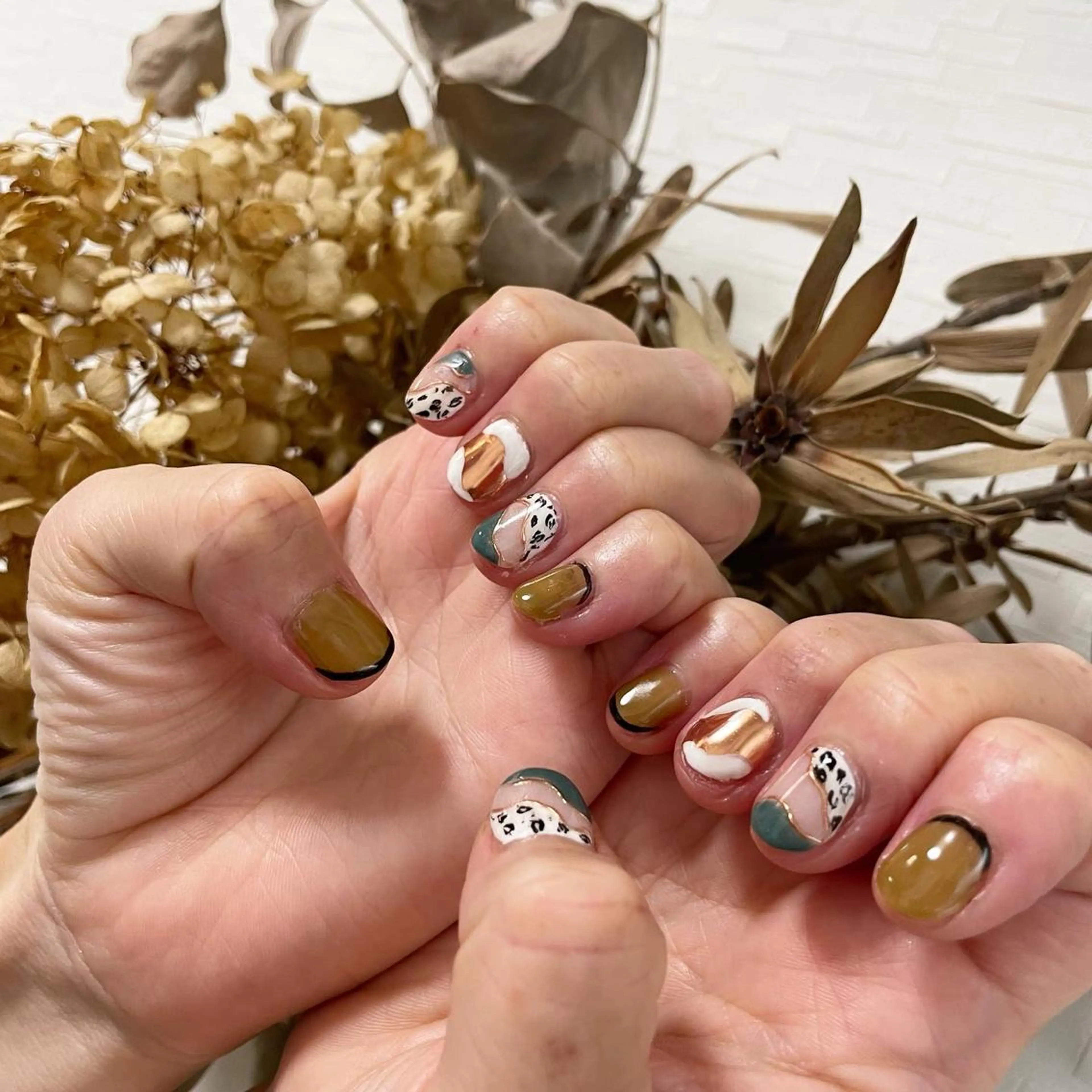 ネイル nail.gorin所属・吉村 優子のネイルデザイン