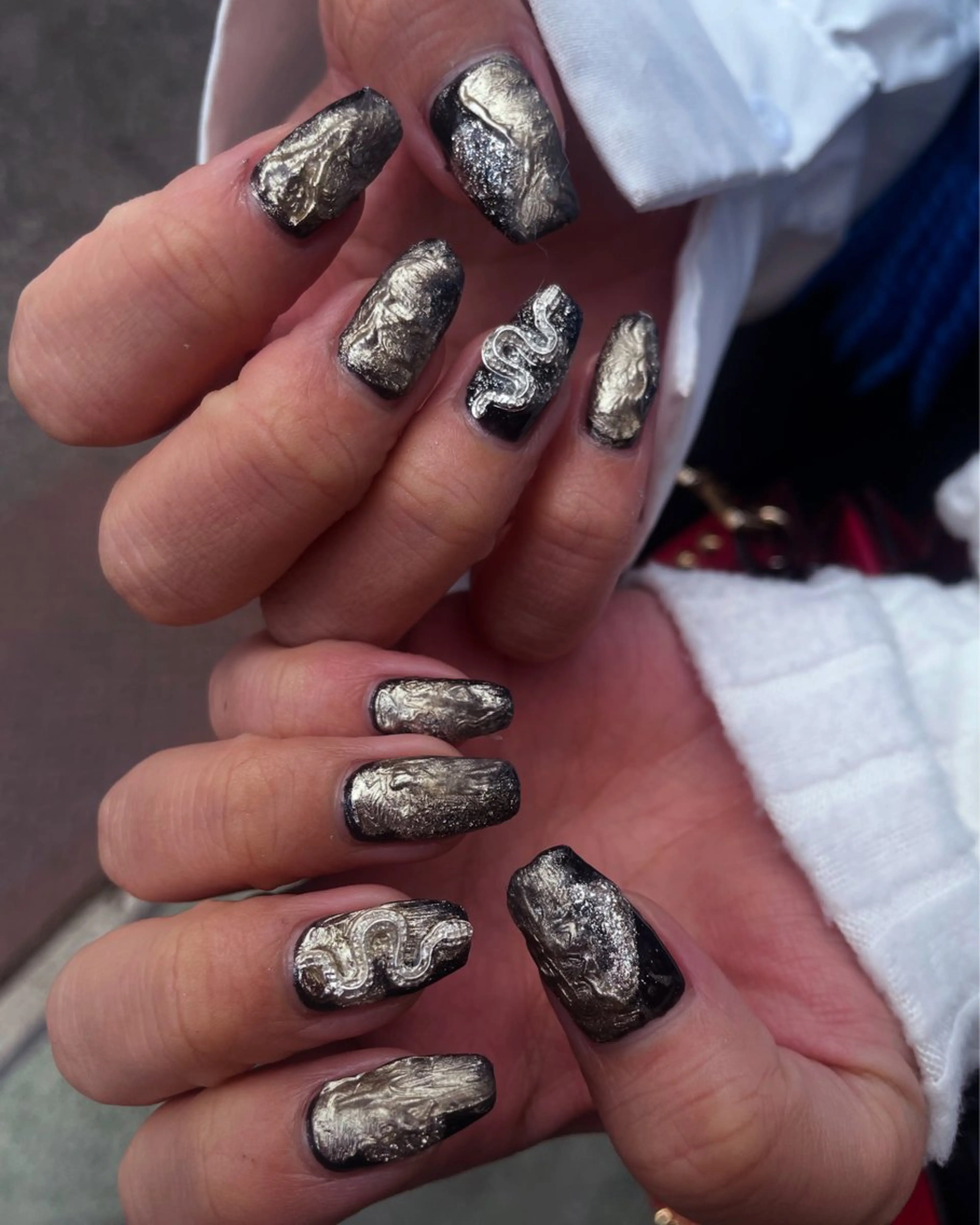 ネイル ハンドネイル CRAZY NAILのネイルデザイン