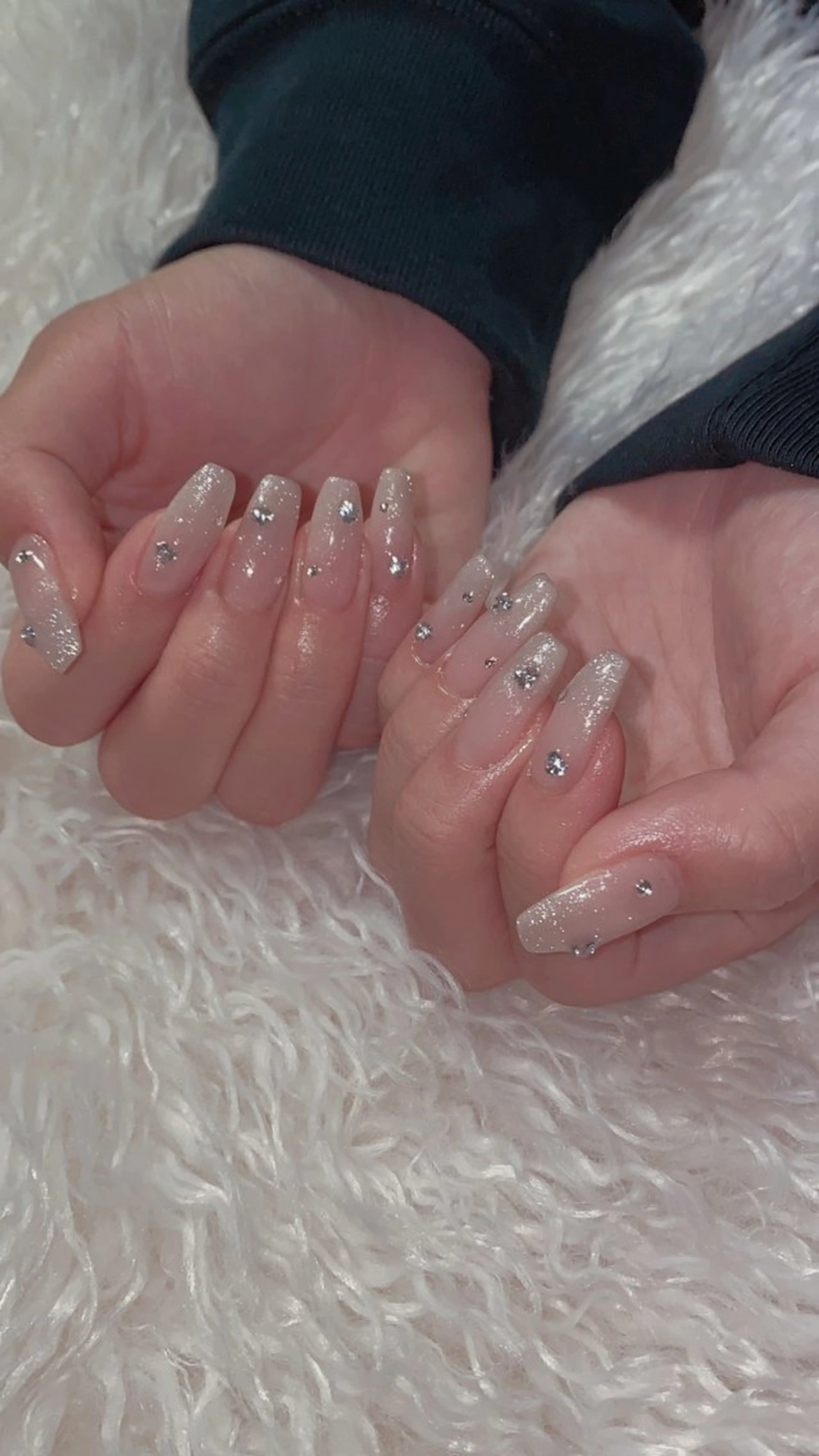 ネイル ハンドネイル n o q r m. n a c h iのネイルデザイン