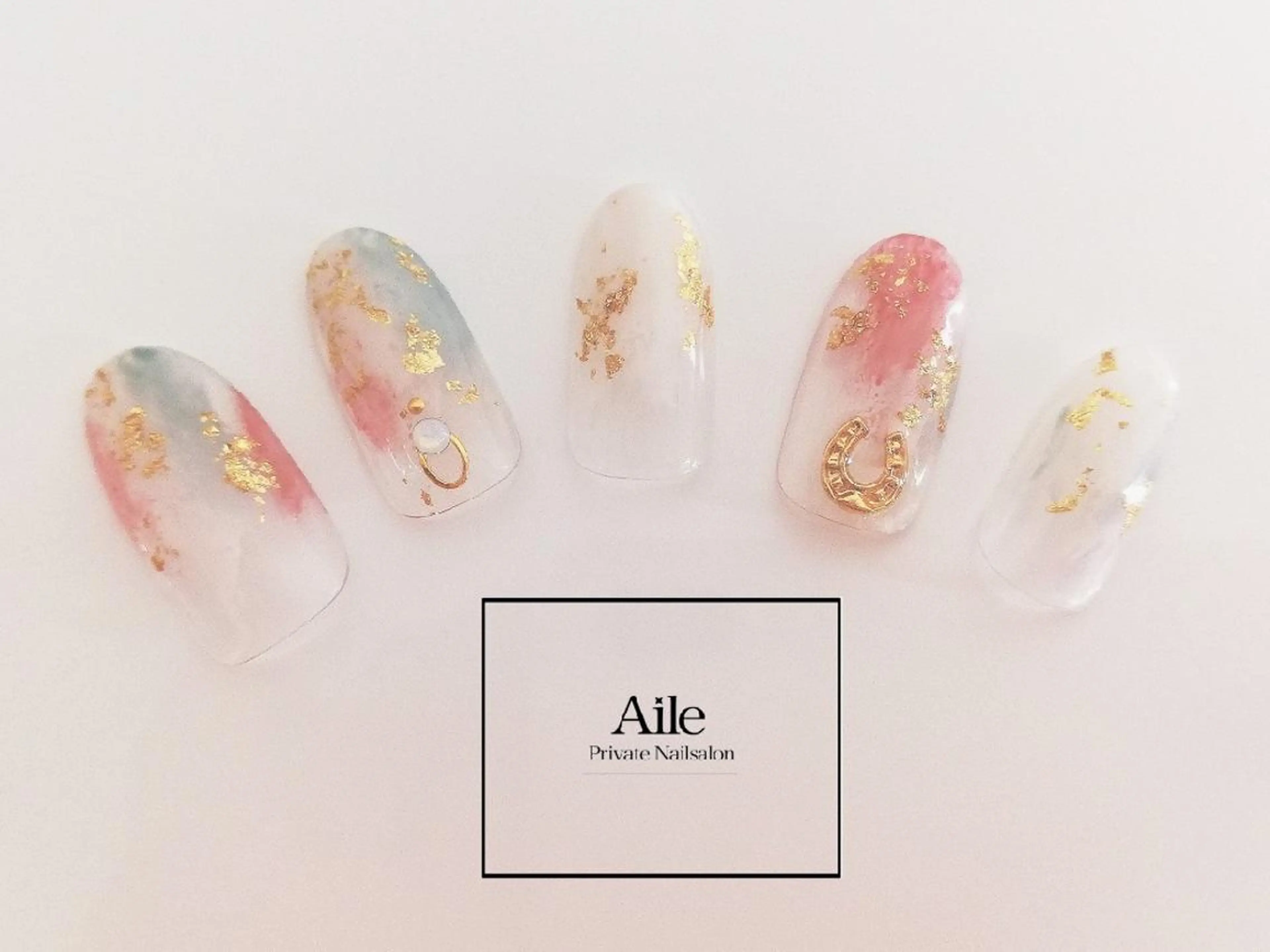 ネイル ニュアンスネイル なが さきのネイルデザイン