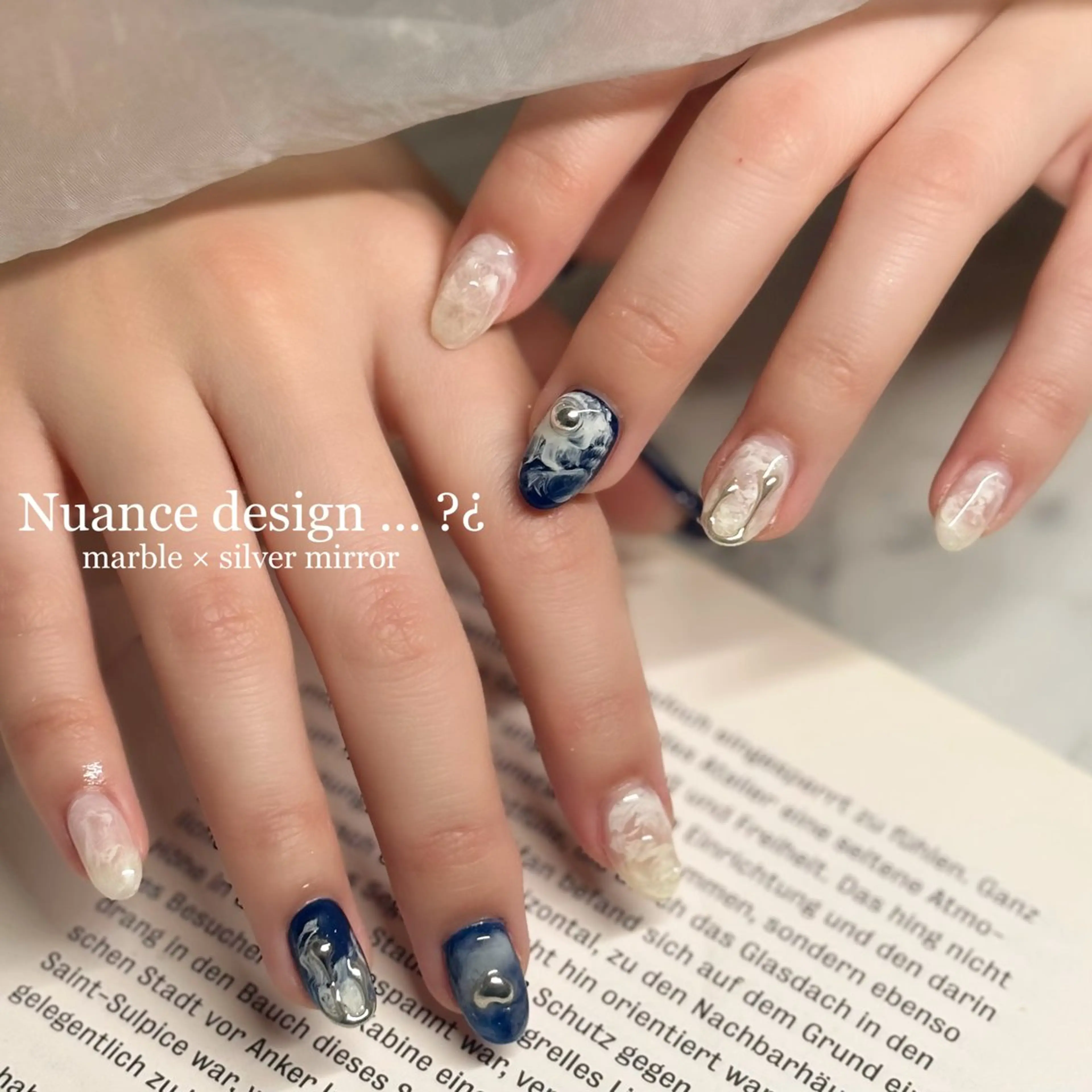 ネイル ブルー ニュアンスネイル nailsalon Lithos所属・nailsalon Recontreのネイルデザイン