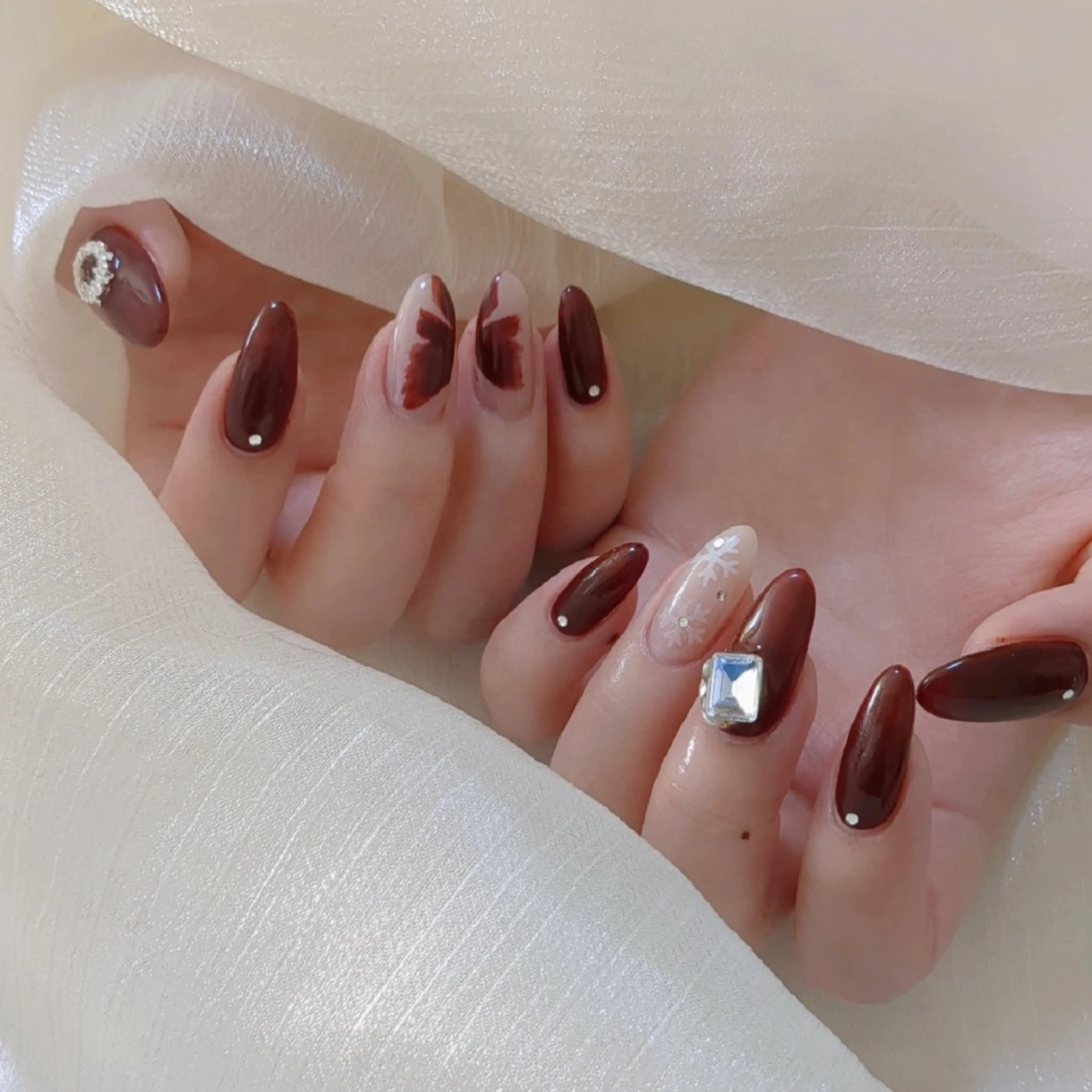 ネイル ハンドネイル E·U·B ネイル所属・横浜市中区曙町 E·U·Bネイルのネイルデザイン