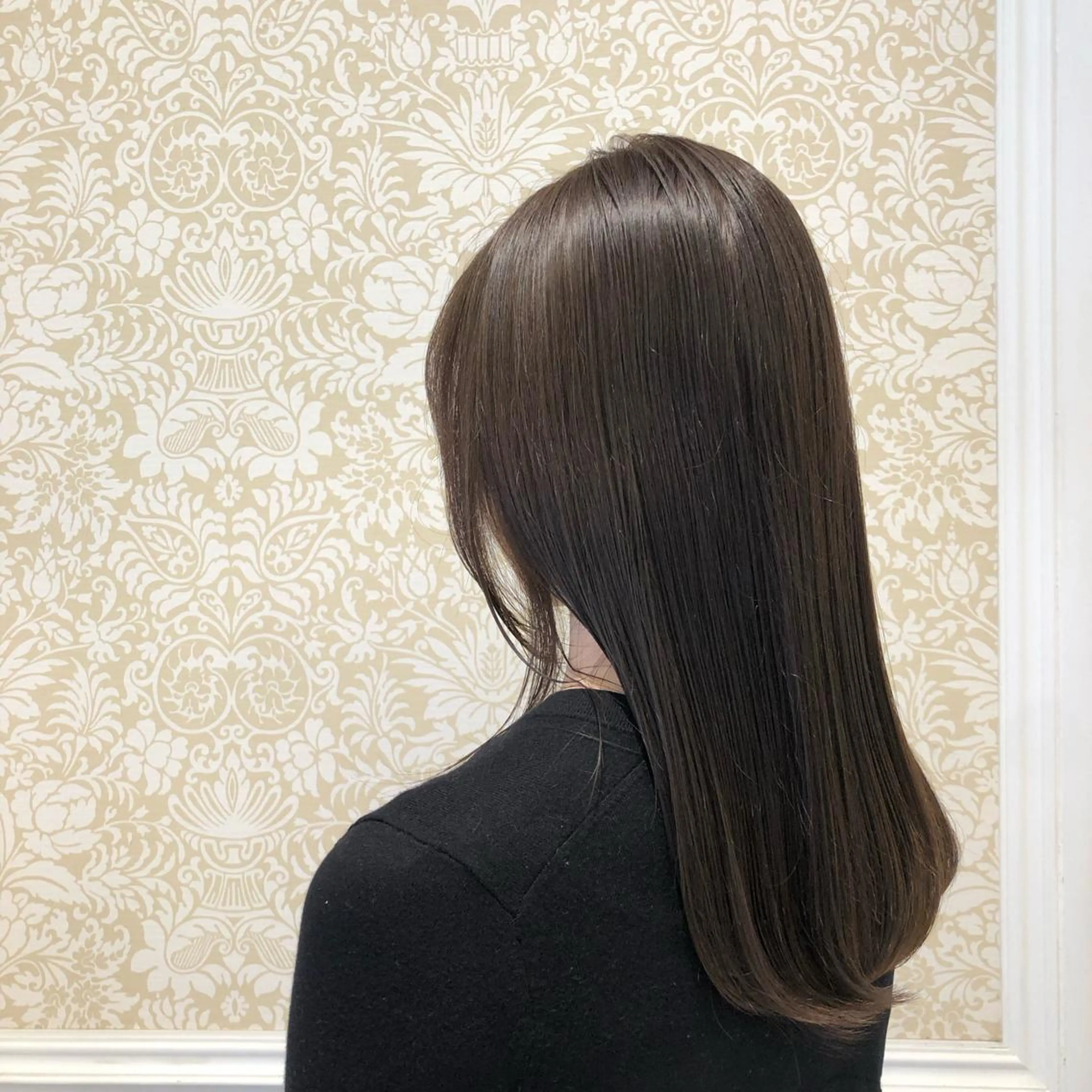 セミロング カラー ヘアカラー トリートメント 🐠寒色系×パーマ 櫻井　麿偉🐏のヘアスタイル