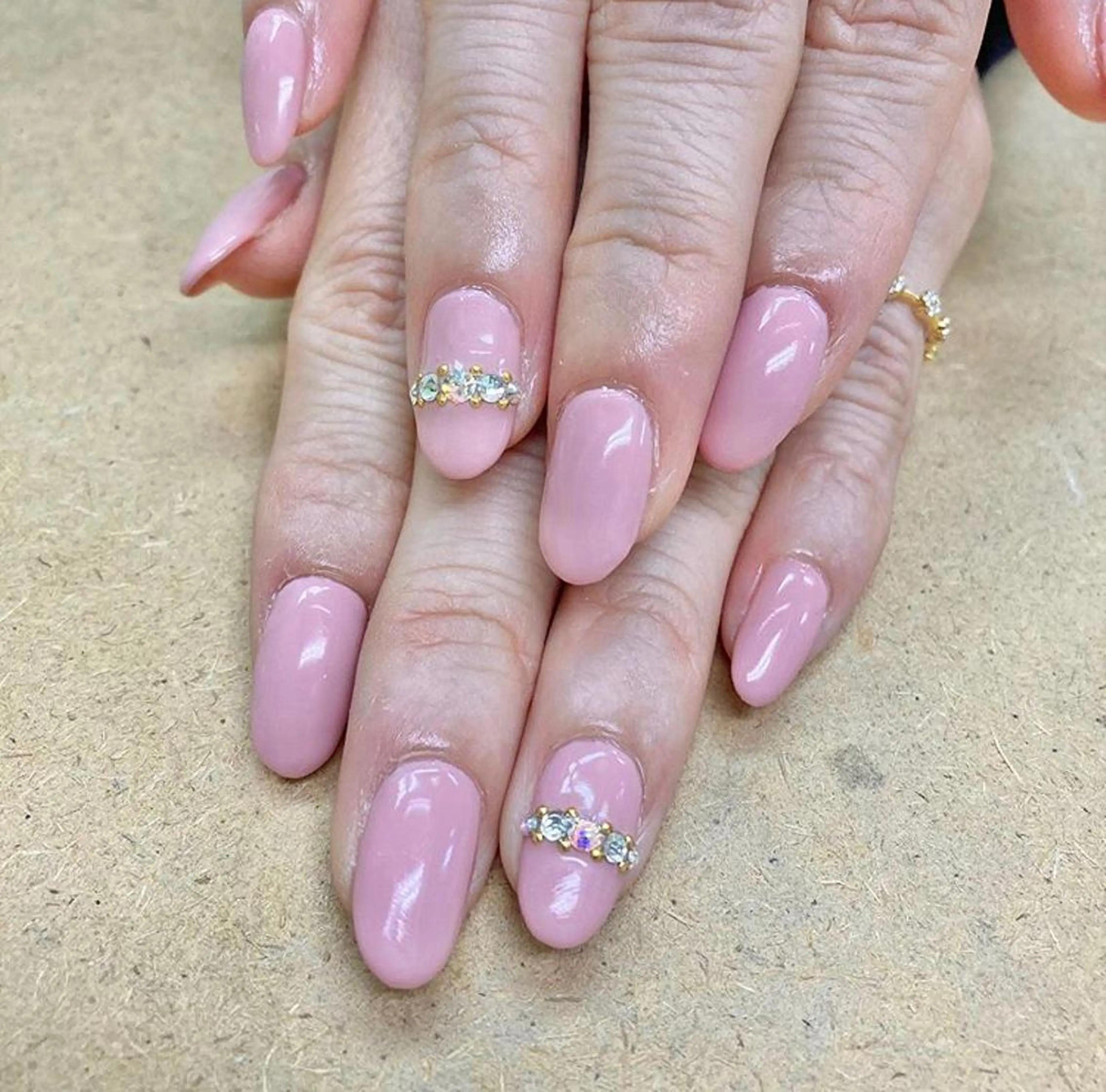 ネイル アートネイル ワンカラーネイル ストーンネイル Mojyam nail所属・松本 実咲のネイルデザイン