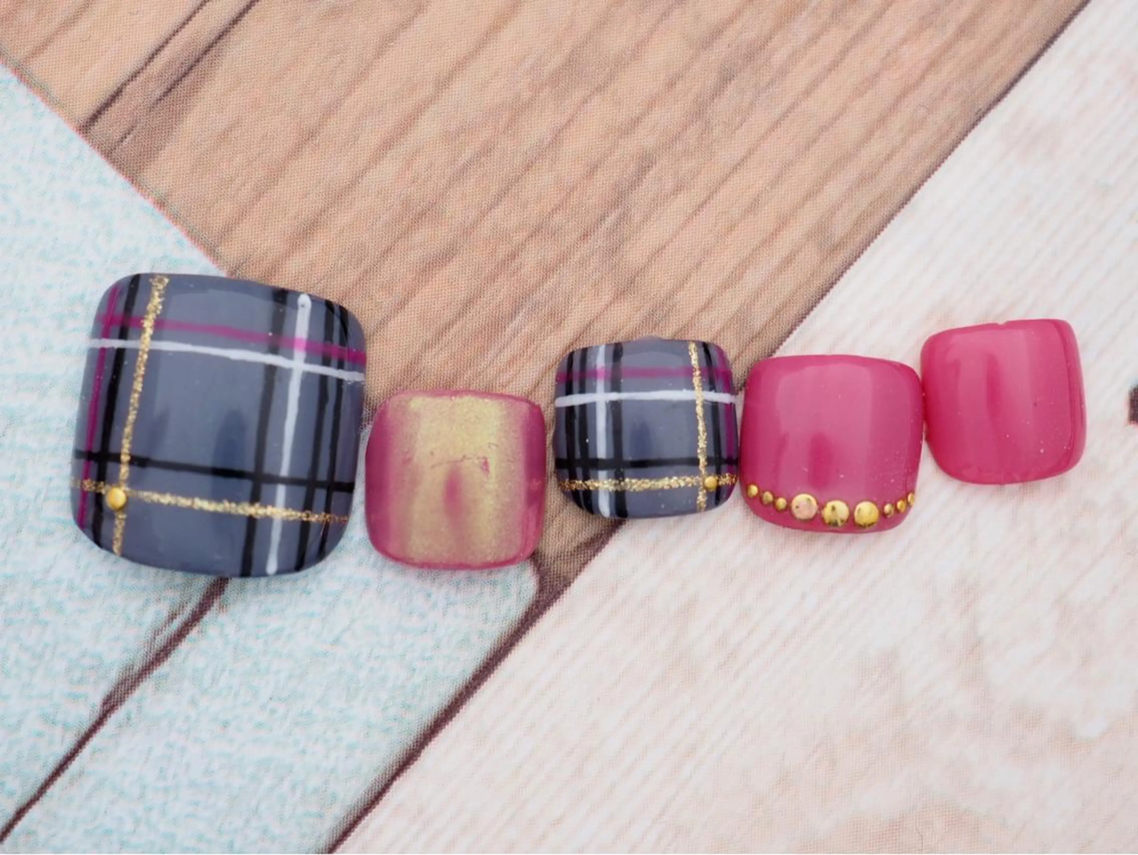 ネイル トップネイリスト Ribbon立川店のネイルデザイン