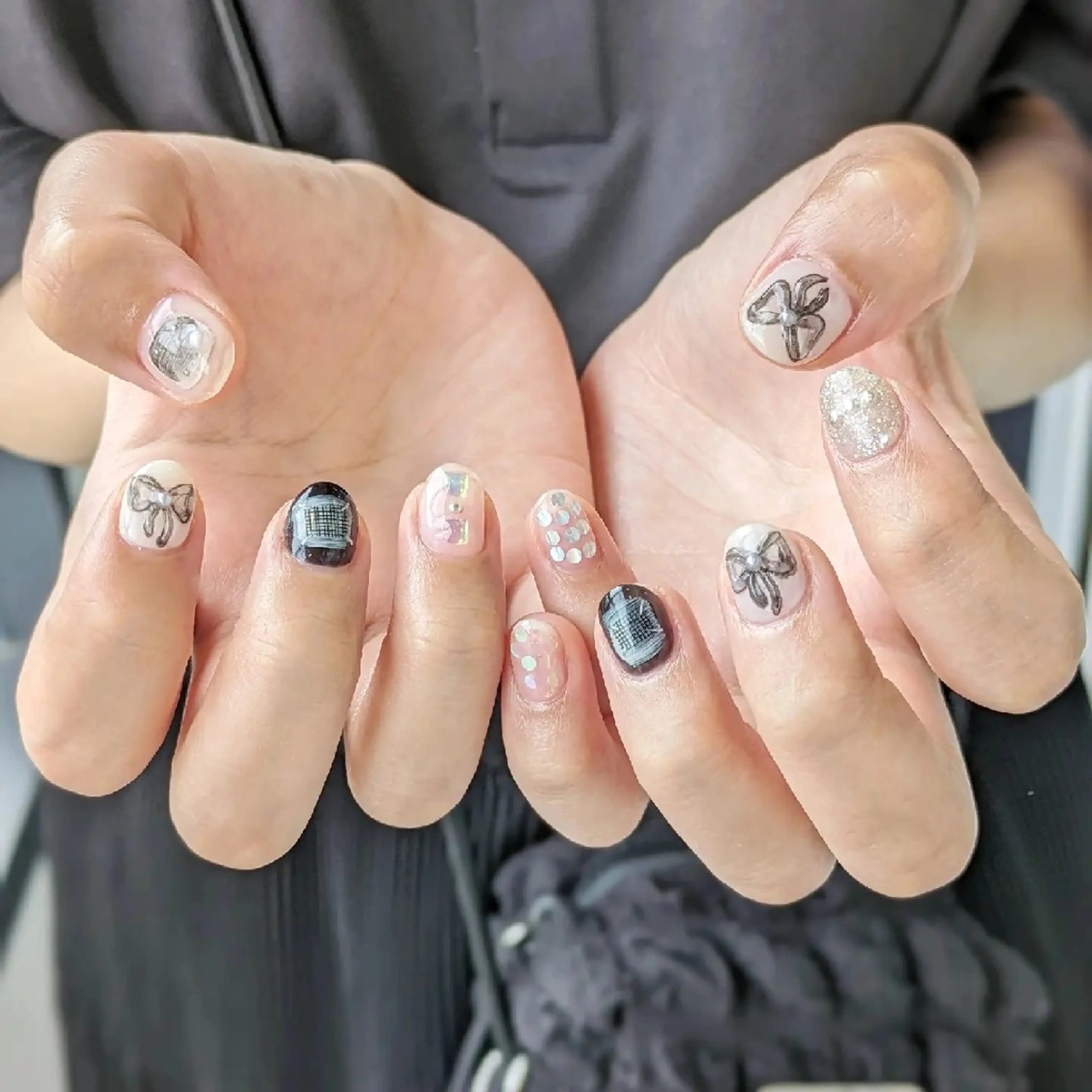 ネイル ハンドネイル jolie  ISIHARAのネイルデザイン