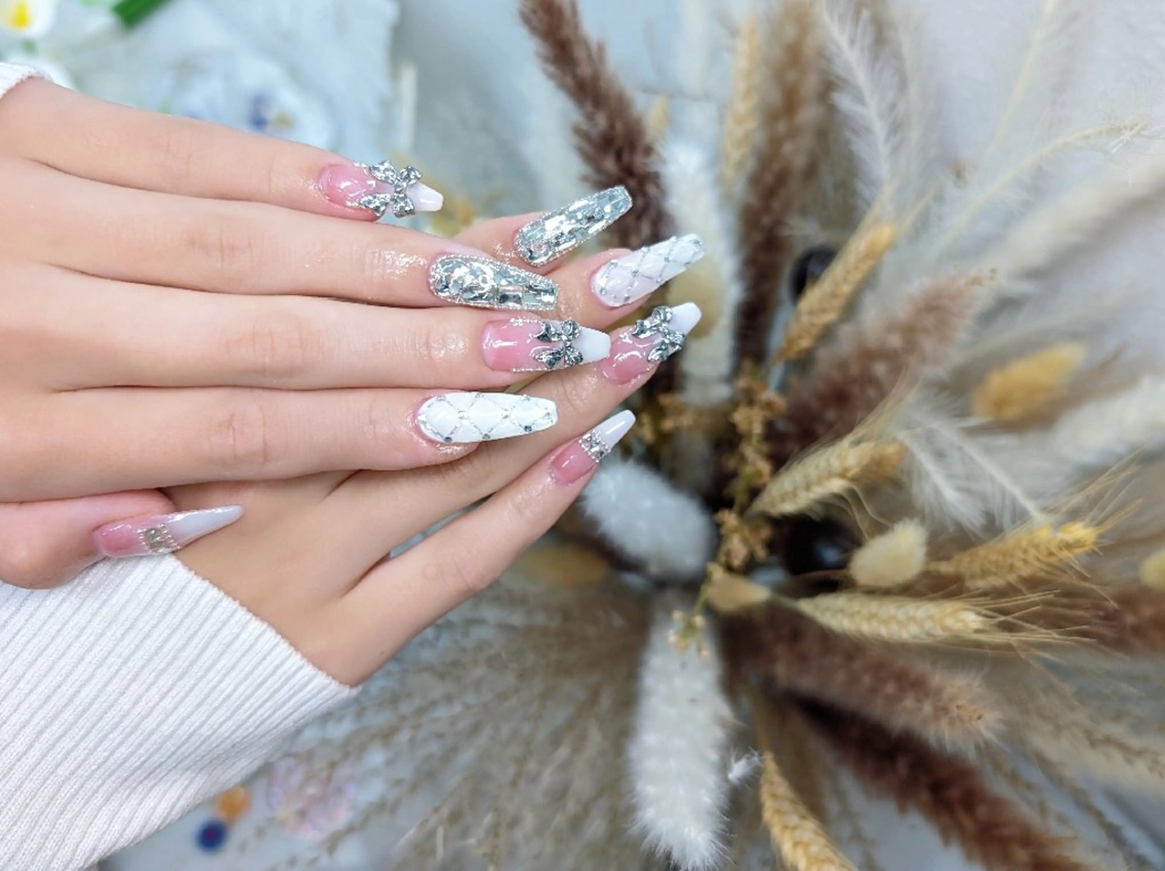 ネイル 長さ出し ジェルネイル キラキラネイル ラメ(グリッター) ニュアンスネイル Chouette Nailのネイルデザイン
