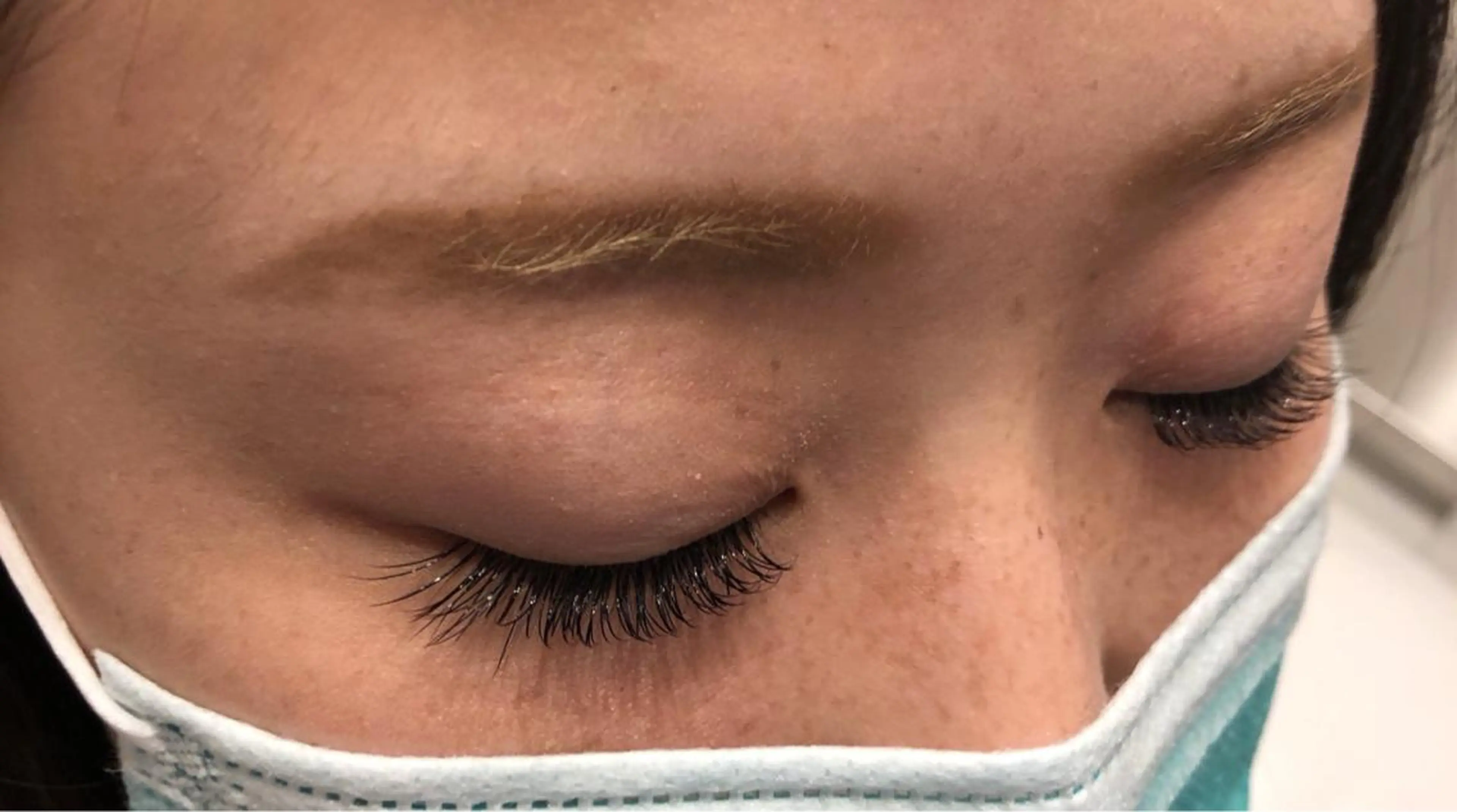 マツエク・マツパ アンジュール の家のヘアスタイル