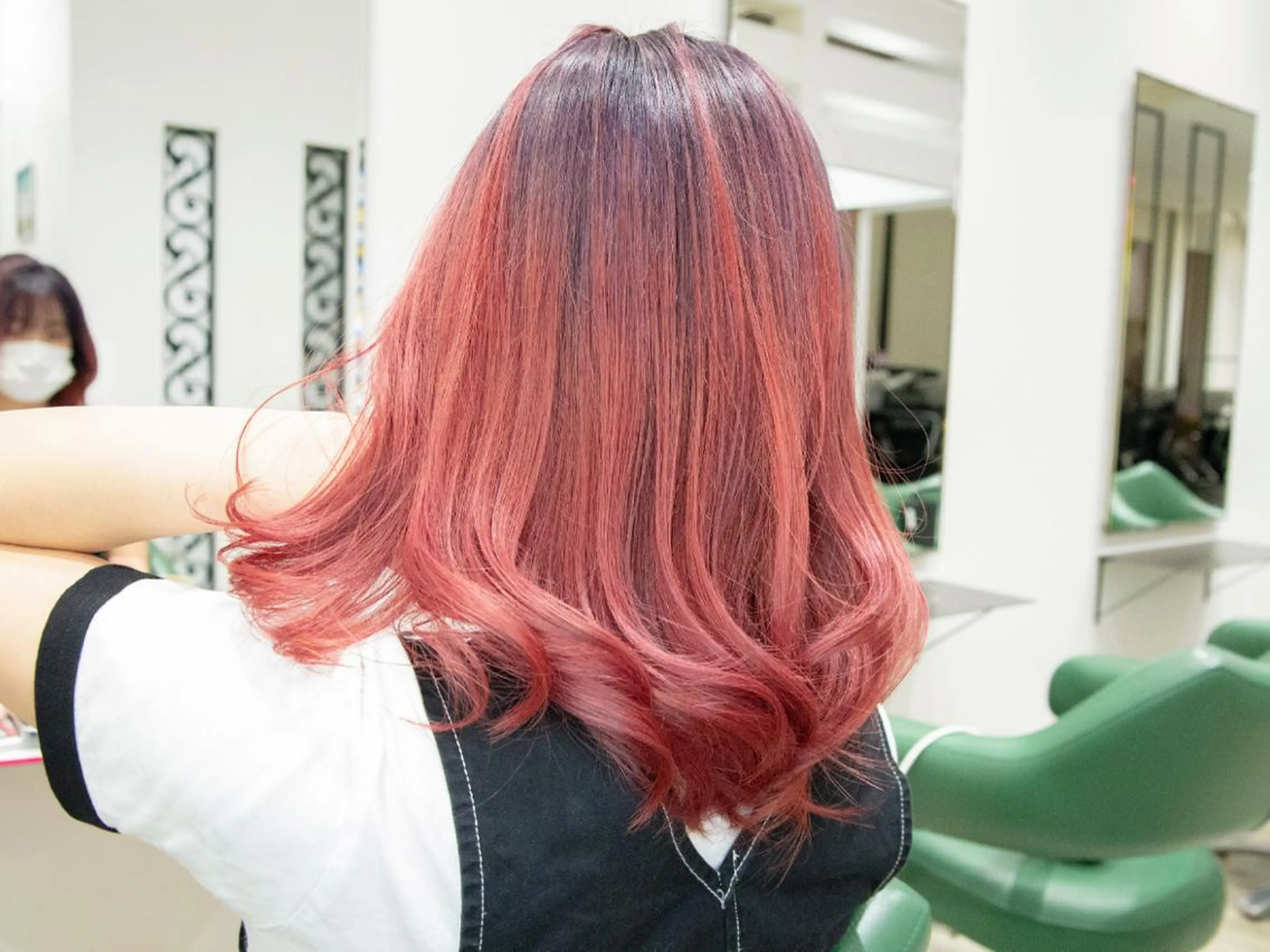 ロング ヘアカラー Re:ta Hair 飯田淳平のヘアスタイル