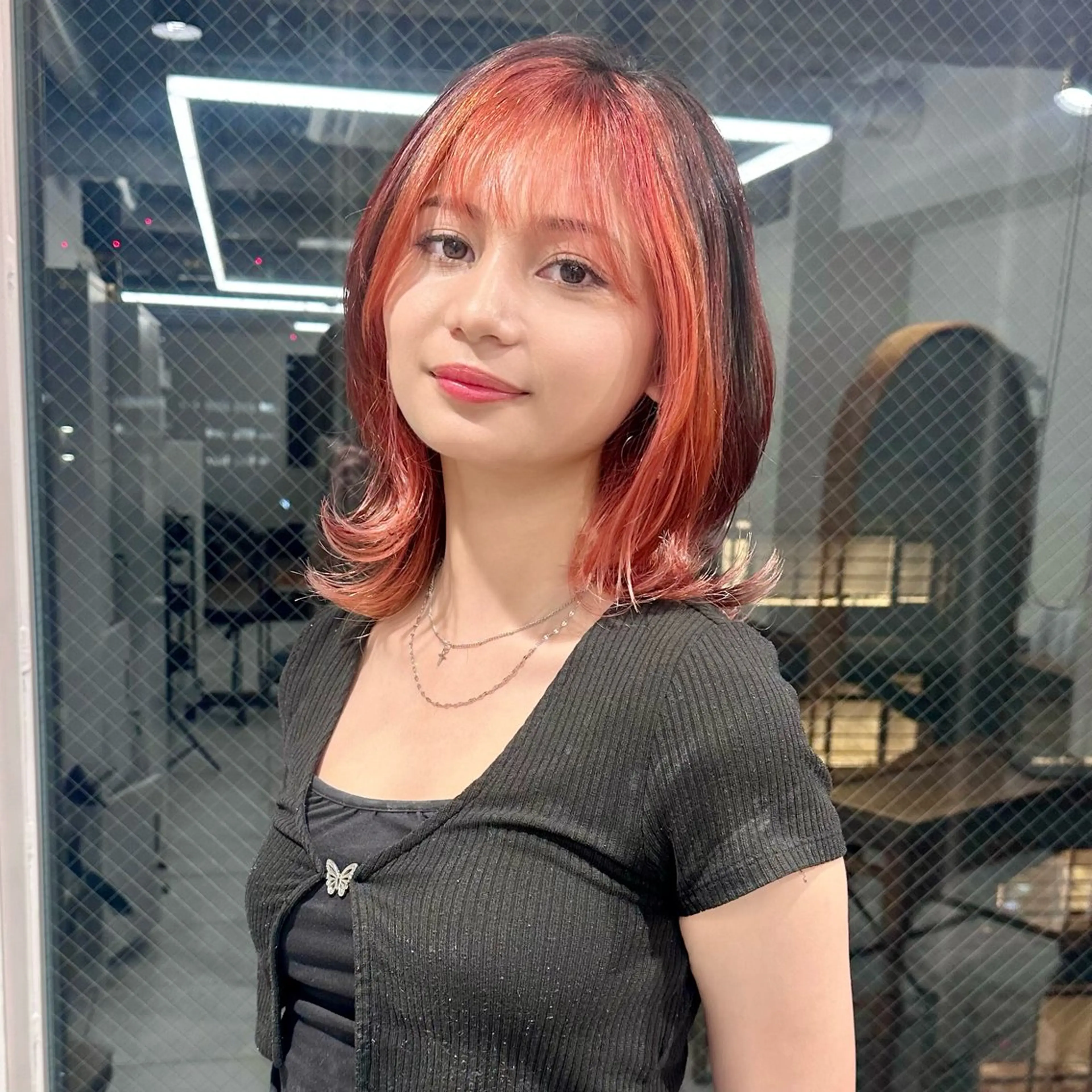 ミディアム カラー カット ヘアカラー ブリーチなし/レイヤ ー特化🌈Tommyのヘアスタイル