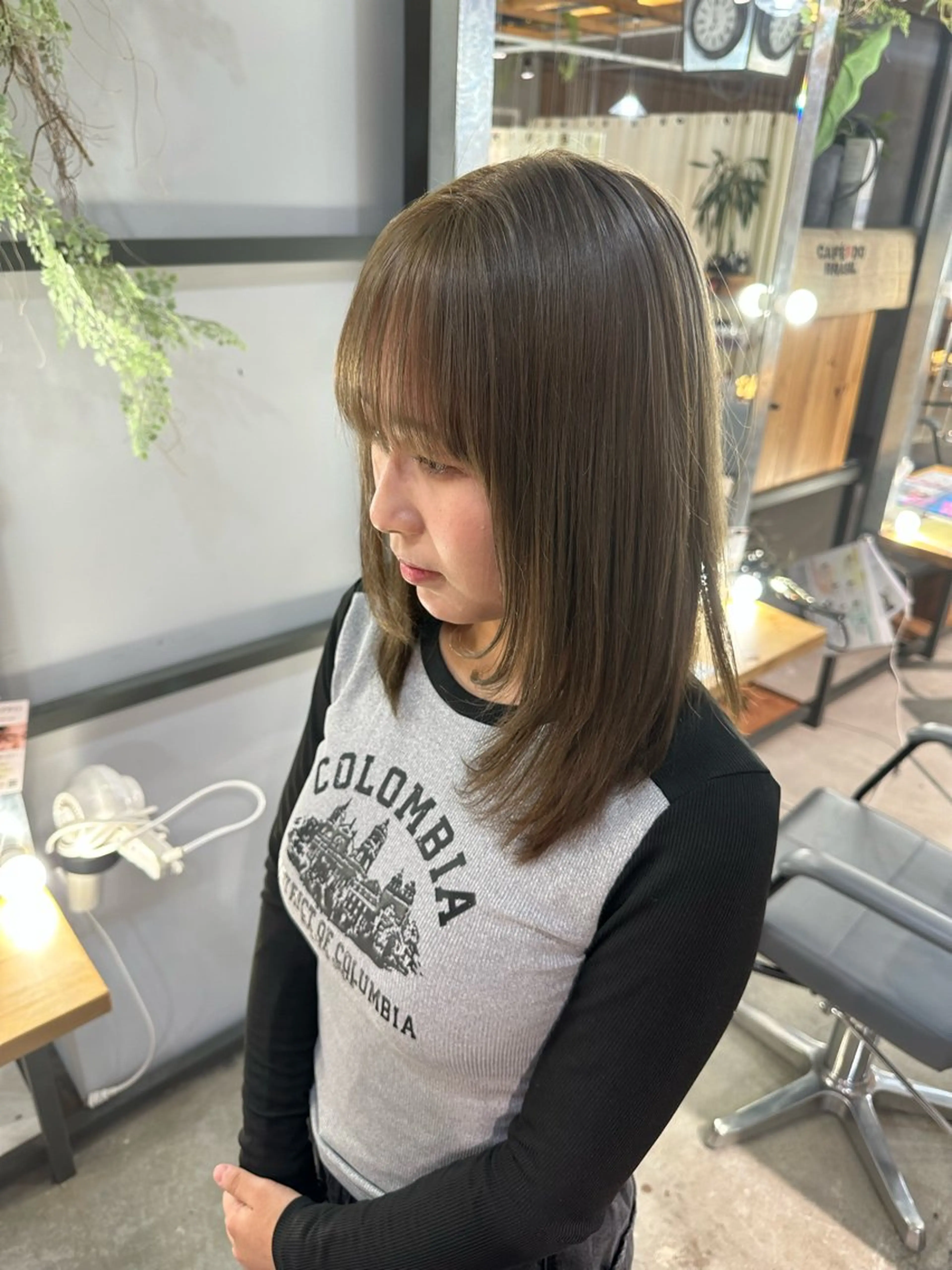 ミディアム カラー ベージュカラー オリーブベージュ 溜 一太のヘアスタイル