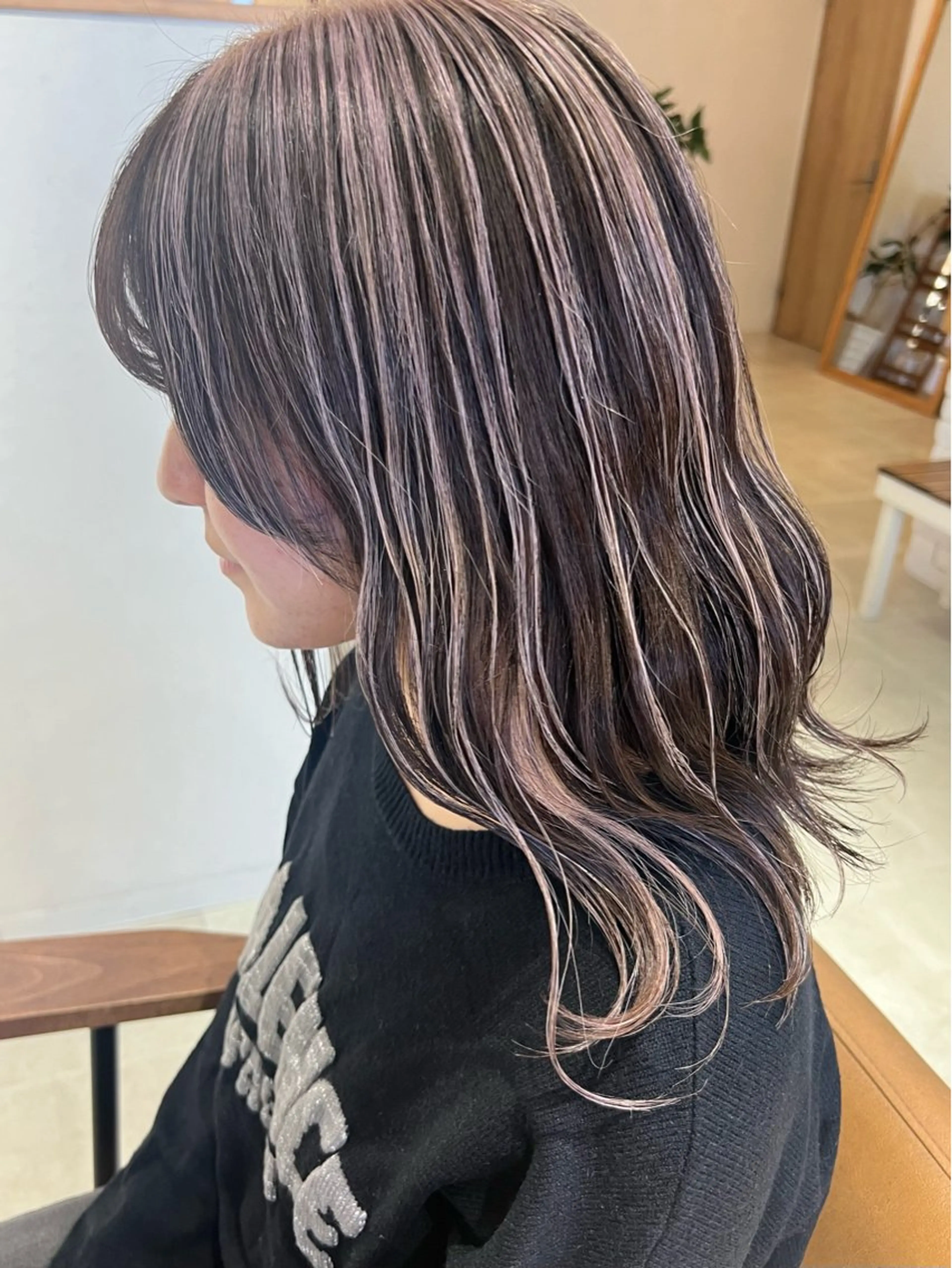 カラー LiLy hair design所属・たかはた すずかのヘアスタイル