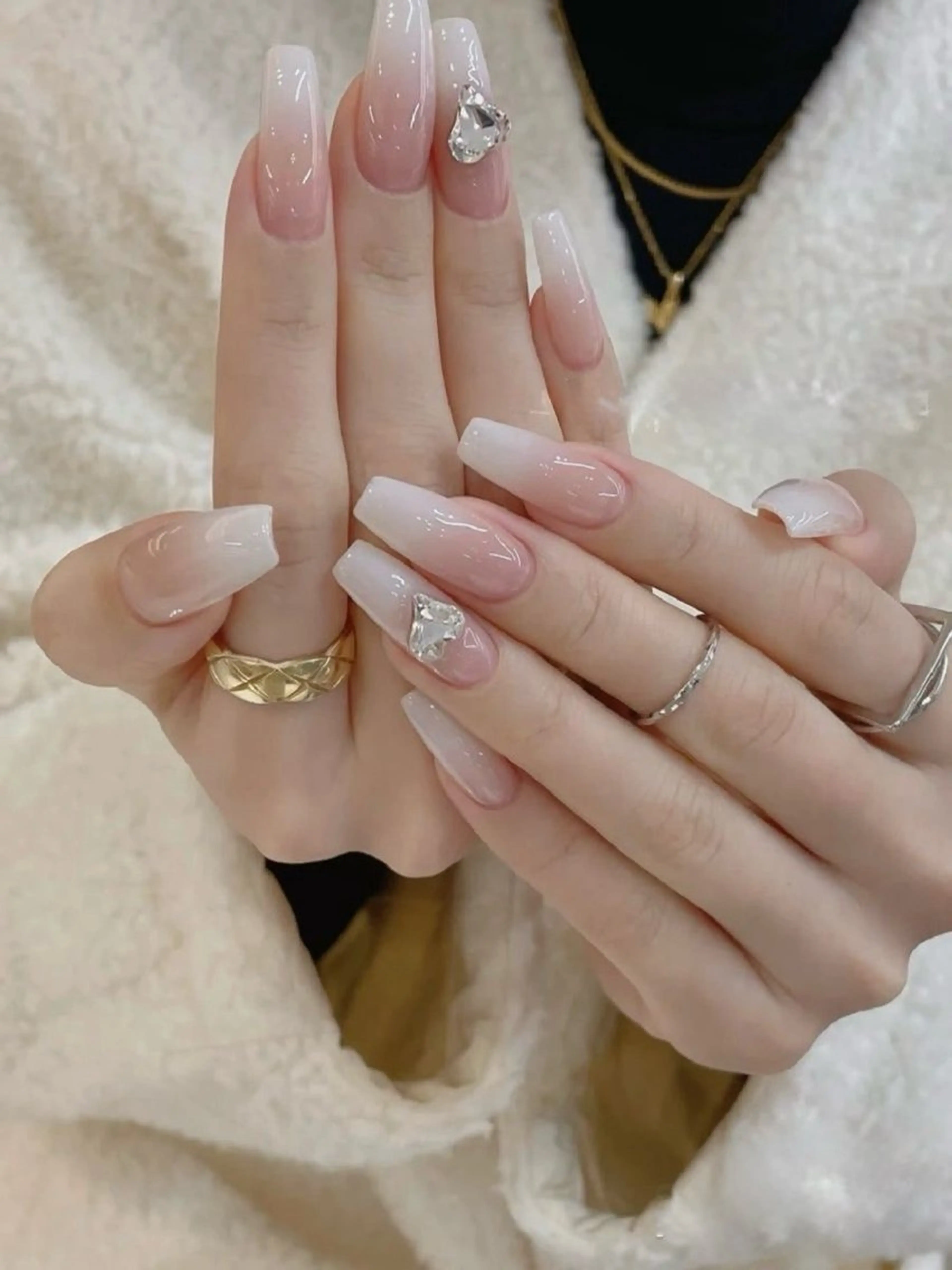 ネイル 長さ出し フレンチネイル グラデーション 卒業式 マグネットネイル ハンドネイル MIHANA NAILのネイルデザイン