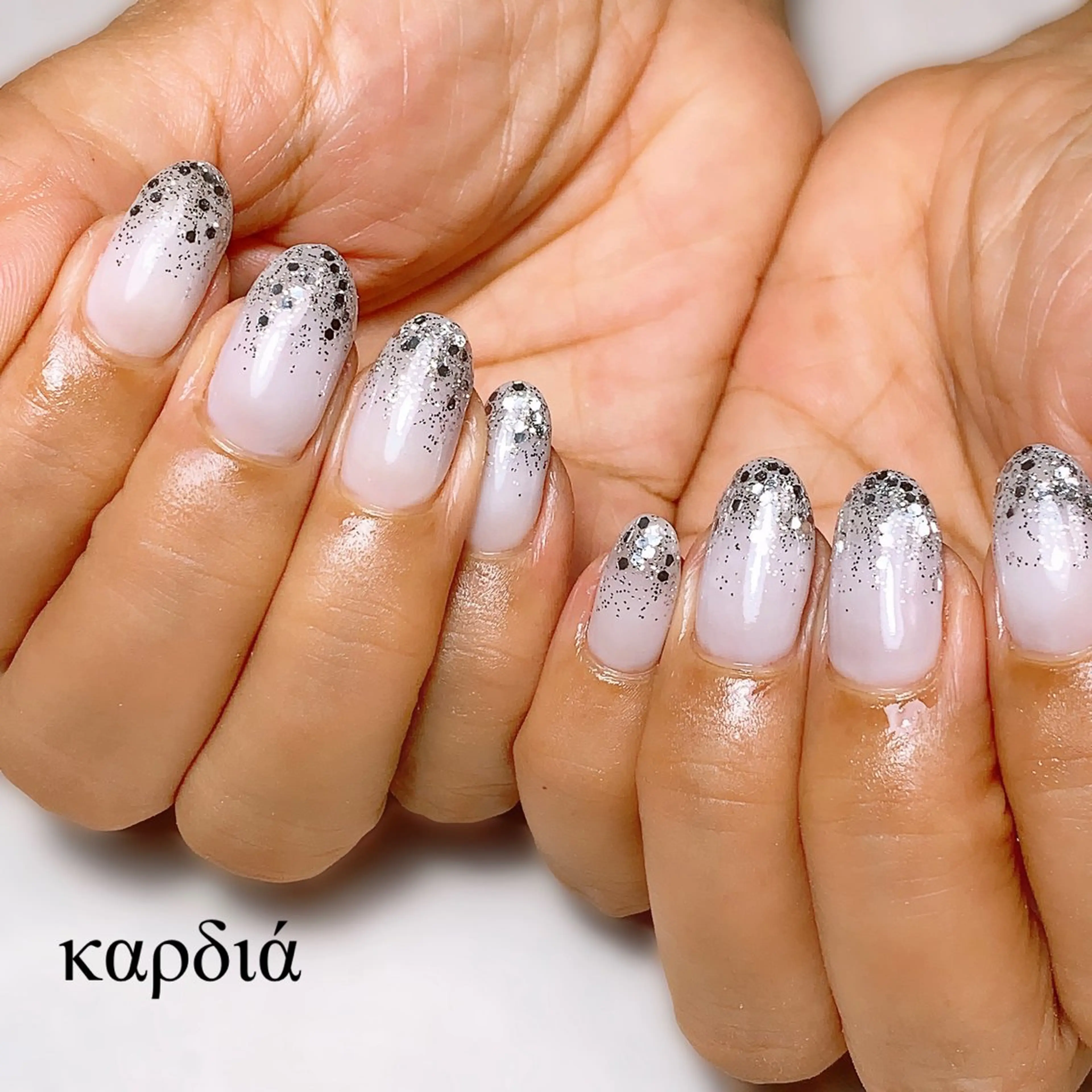 ネイル ハンドネイル καρδιά -ｶﾙﾃﾞｨｱ-のネイルデザイン