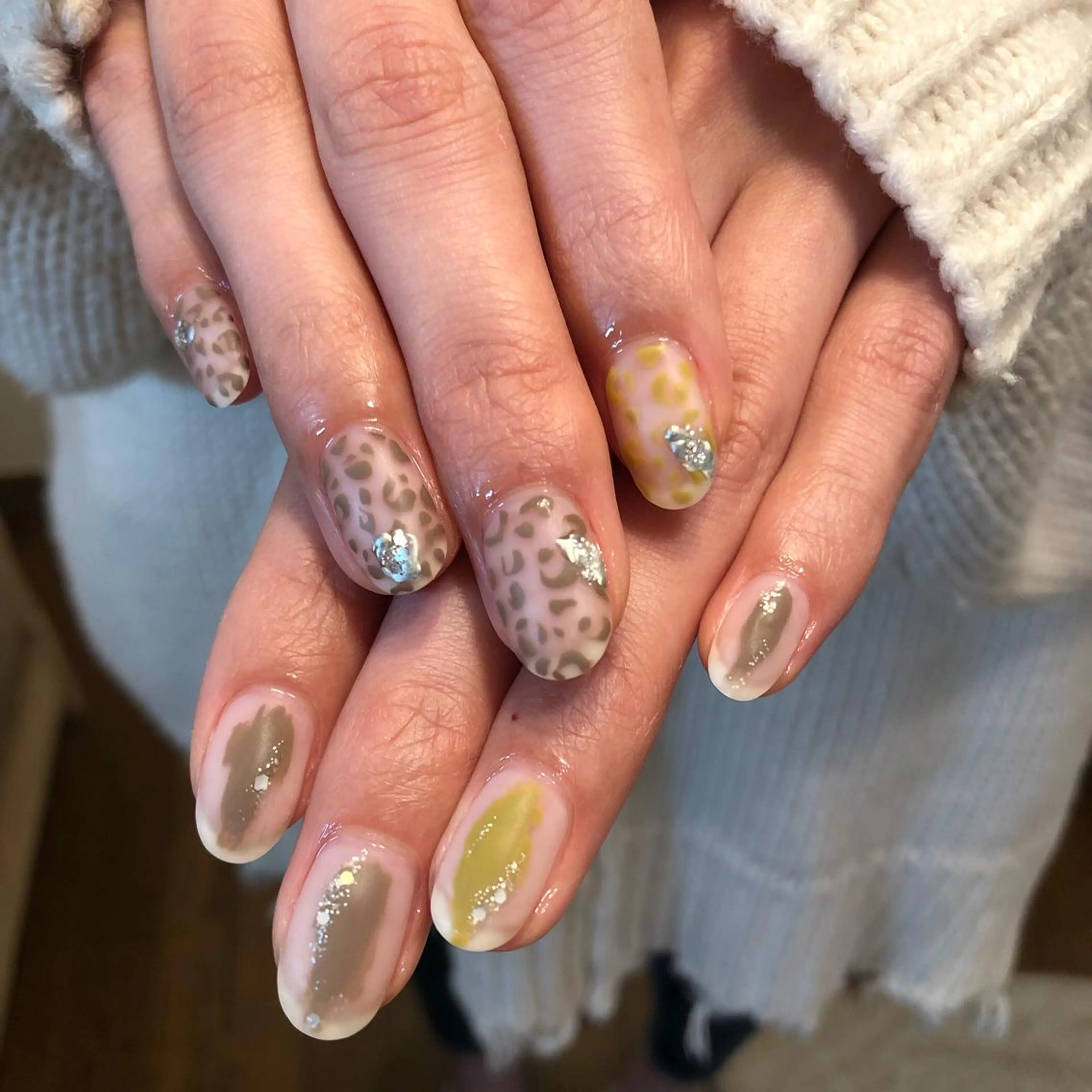 ネイル ハンドネイル フットネイル ハンドケア Nes.Nail所属・Miyagi Asamiのネイルデザイン