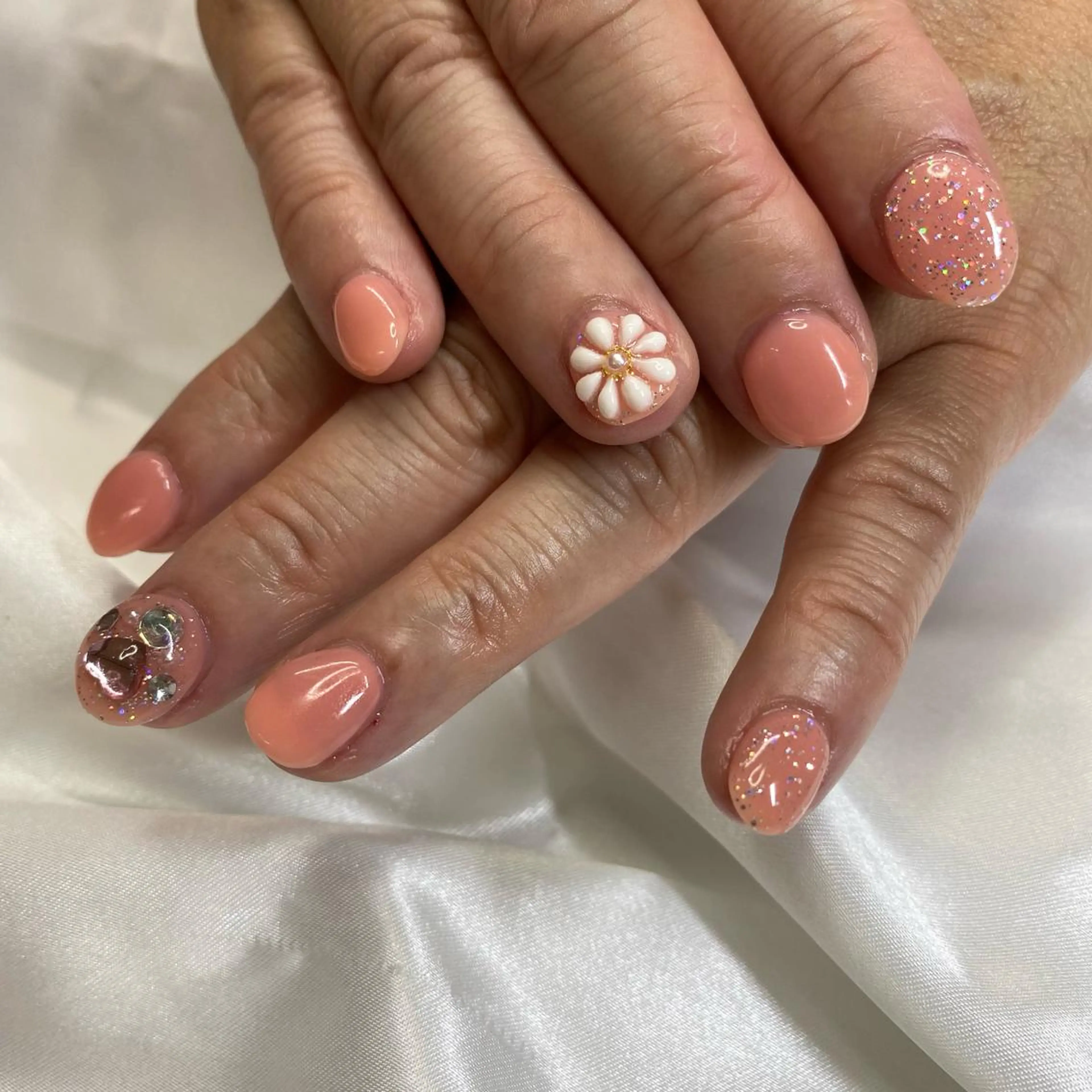 ネイル うにゃねいる🌷 Mayaのネイルデザイン