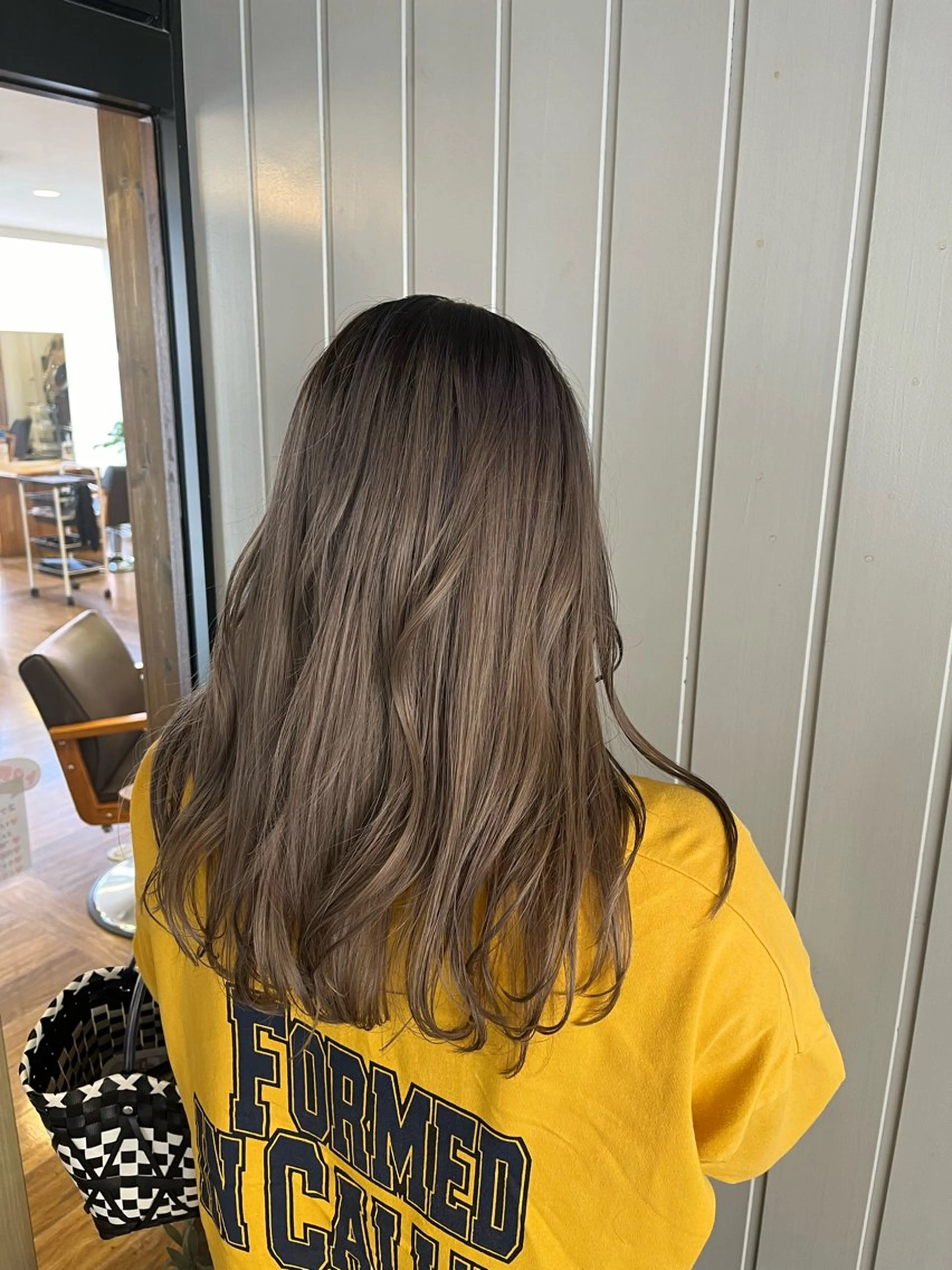 セミロング anon所属・田中 結月のヘアスタイル