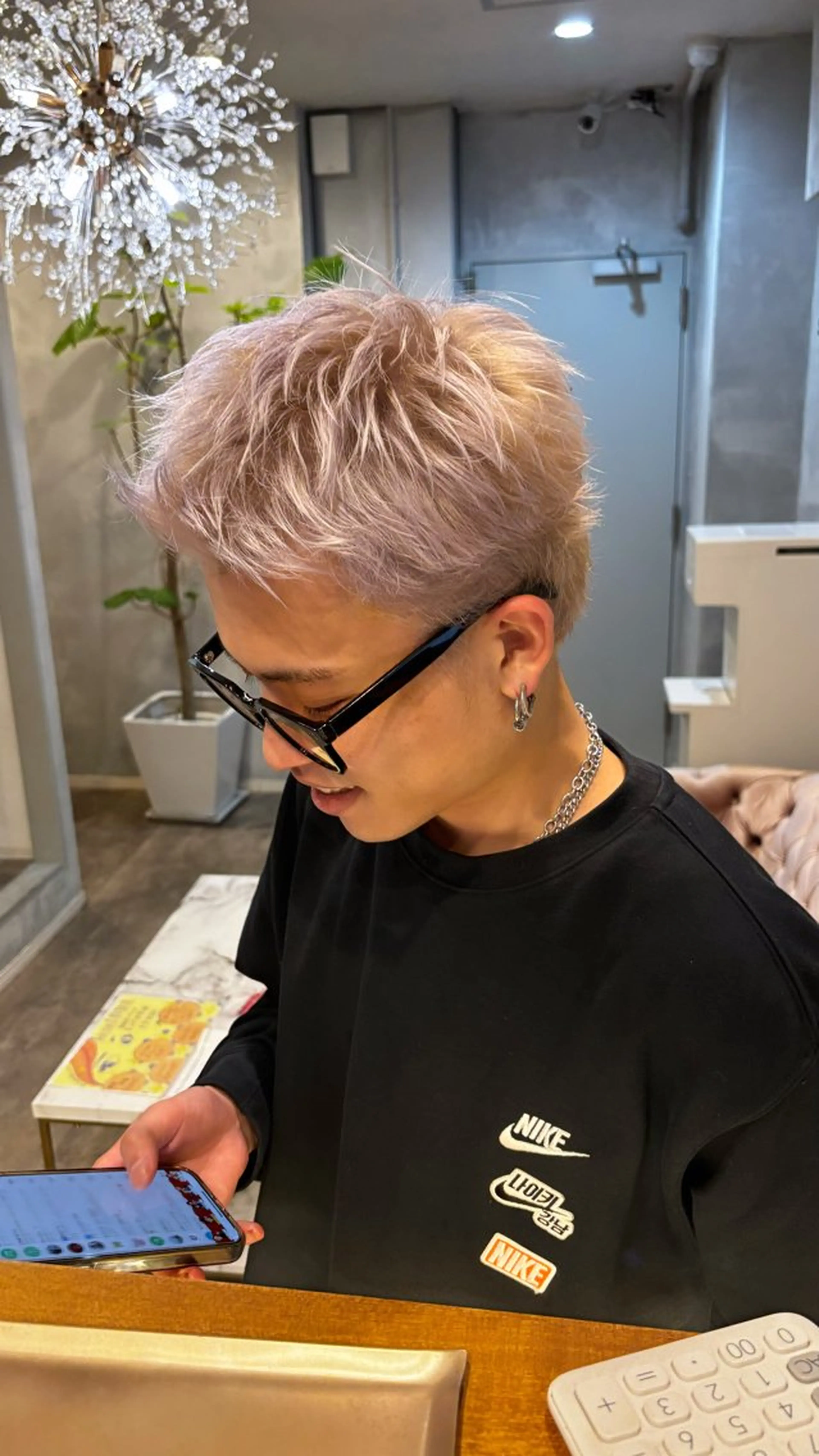 ショート カラー ﾔﾏｼﾀ ﾘﾘのヘアスタイル