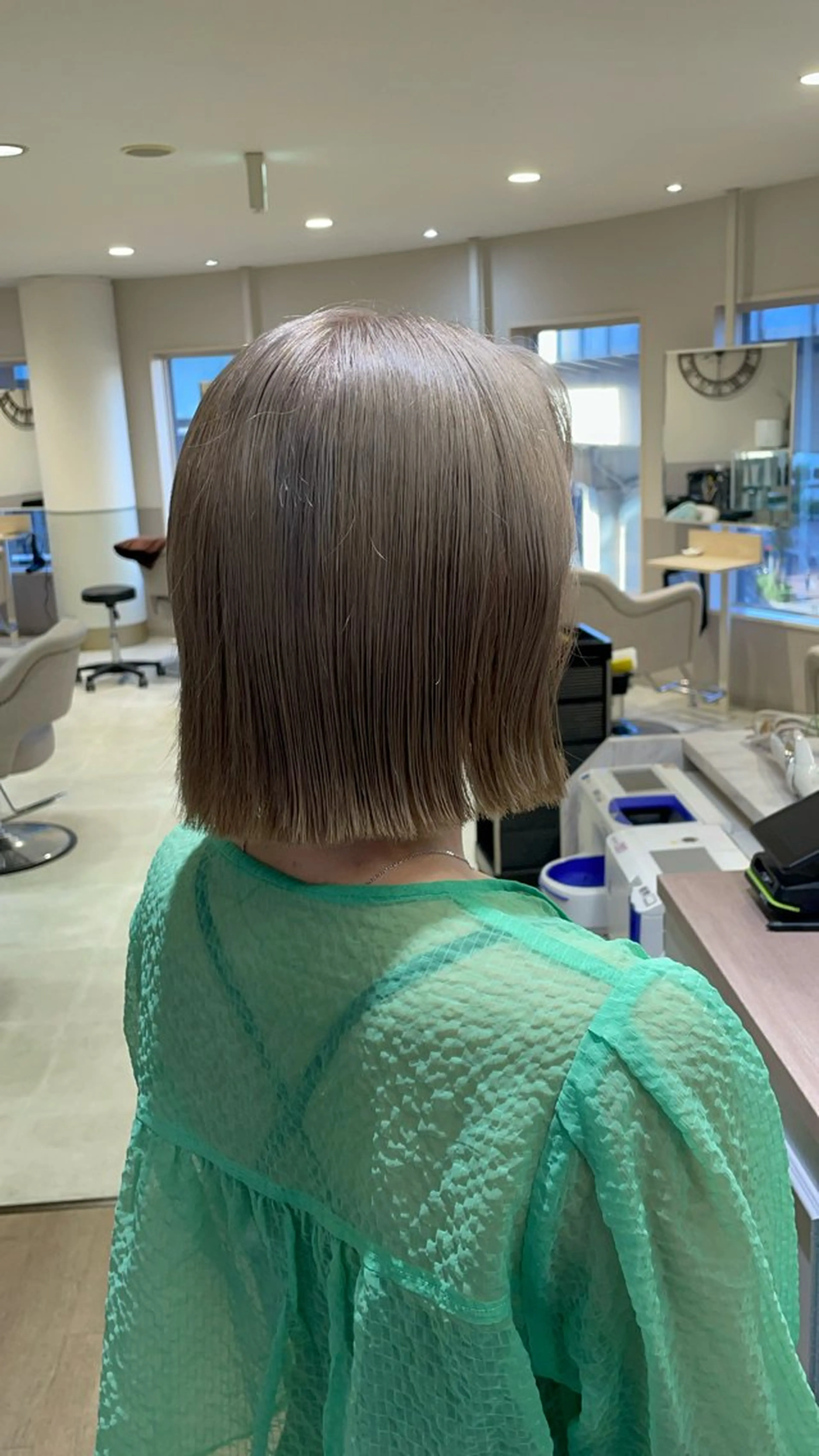 ショート カラー カット ヘアカラー トリートメント ayano / 透明感・くすみカラーのヘアスタイル