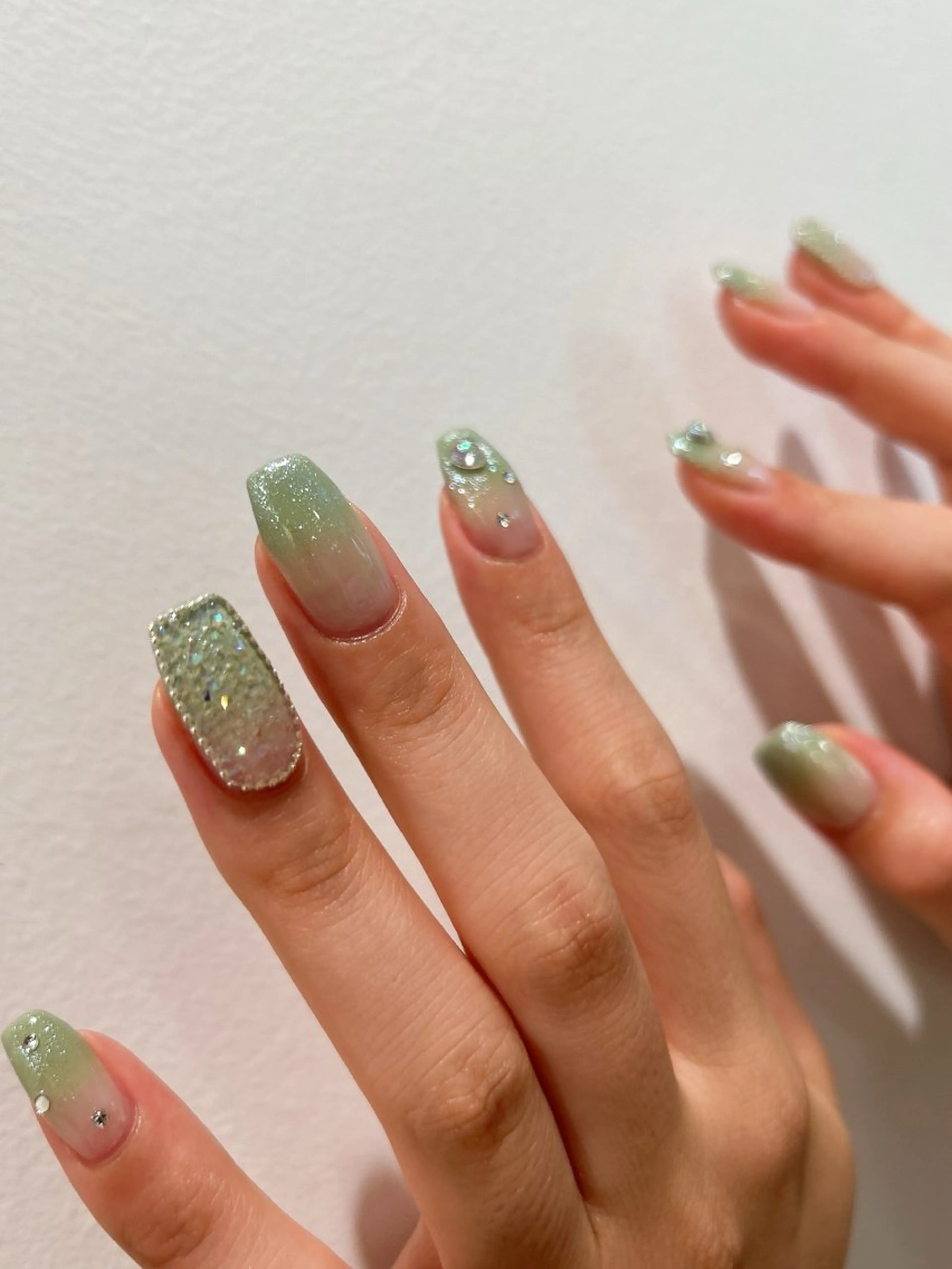 ネイル ハンドネイル フットネイル tote. sumileのネイルデザイン