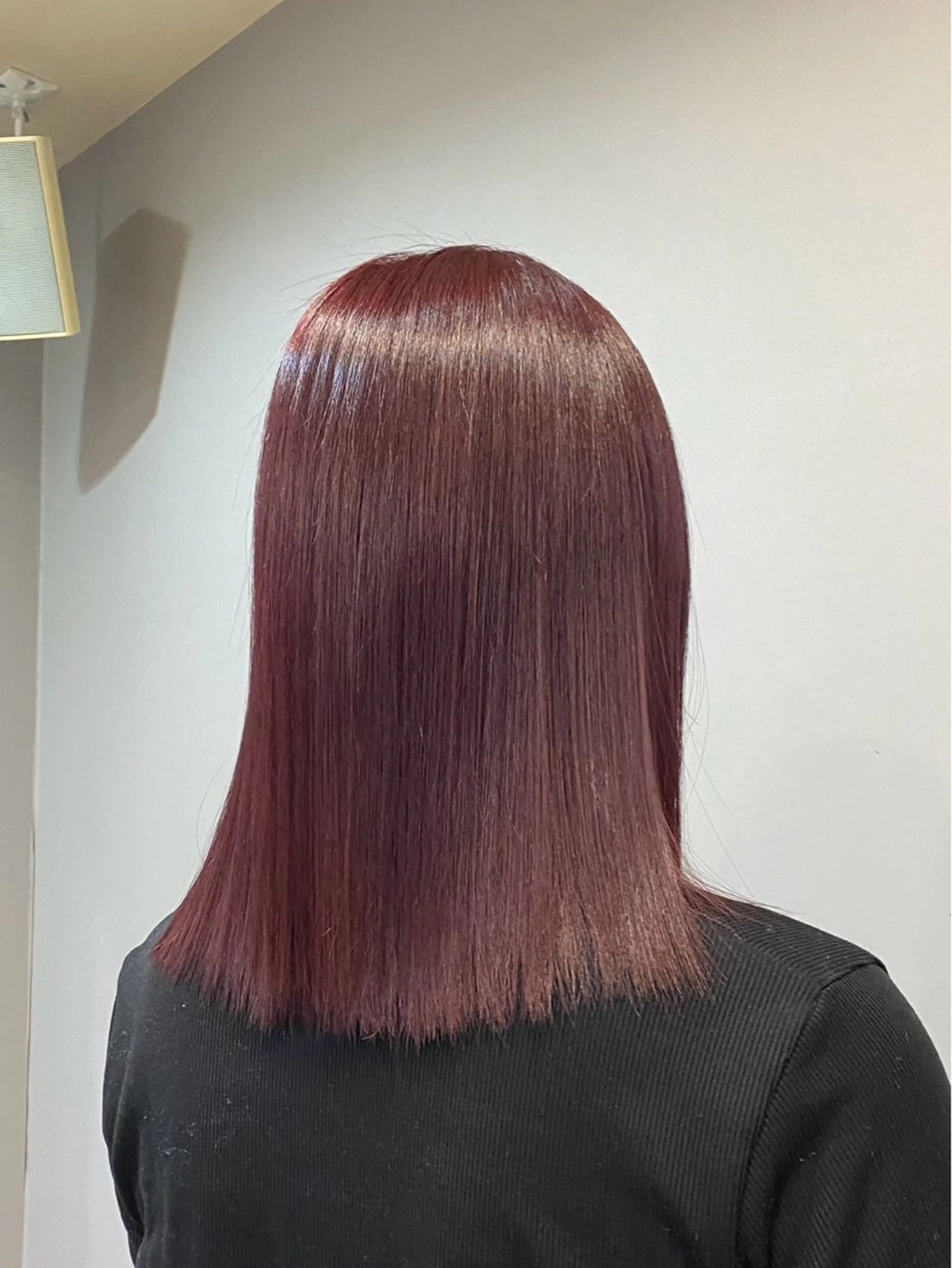 ミディアム カラー ボルドーカラー 髪質改善 トリートメント ヘアカラー トリートメント 小泉 果穂のヘアスタイル