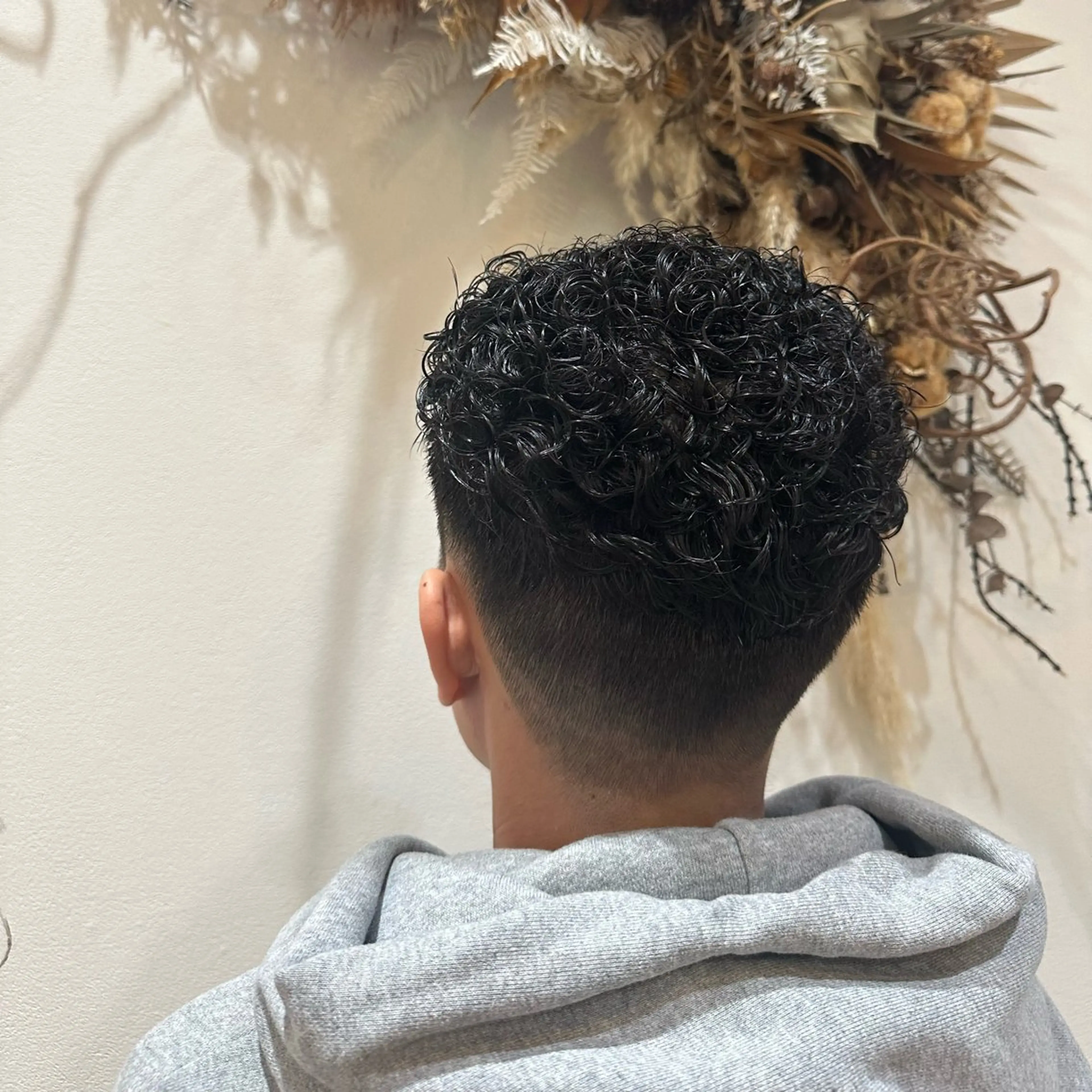 パーマ 岩本みるか/ 暖色カラー/ベージュのヘアスタイル