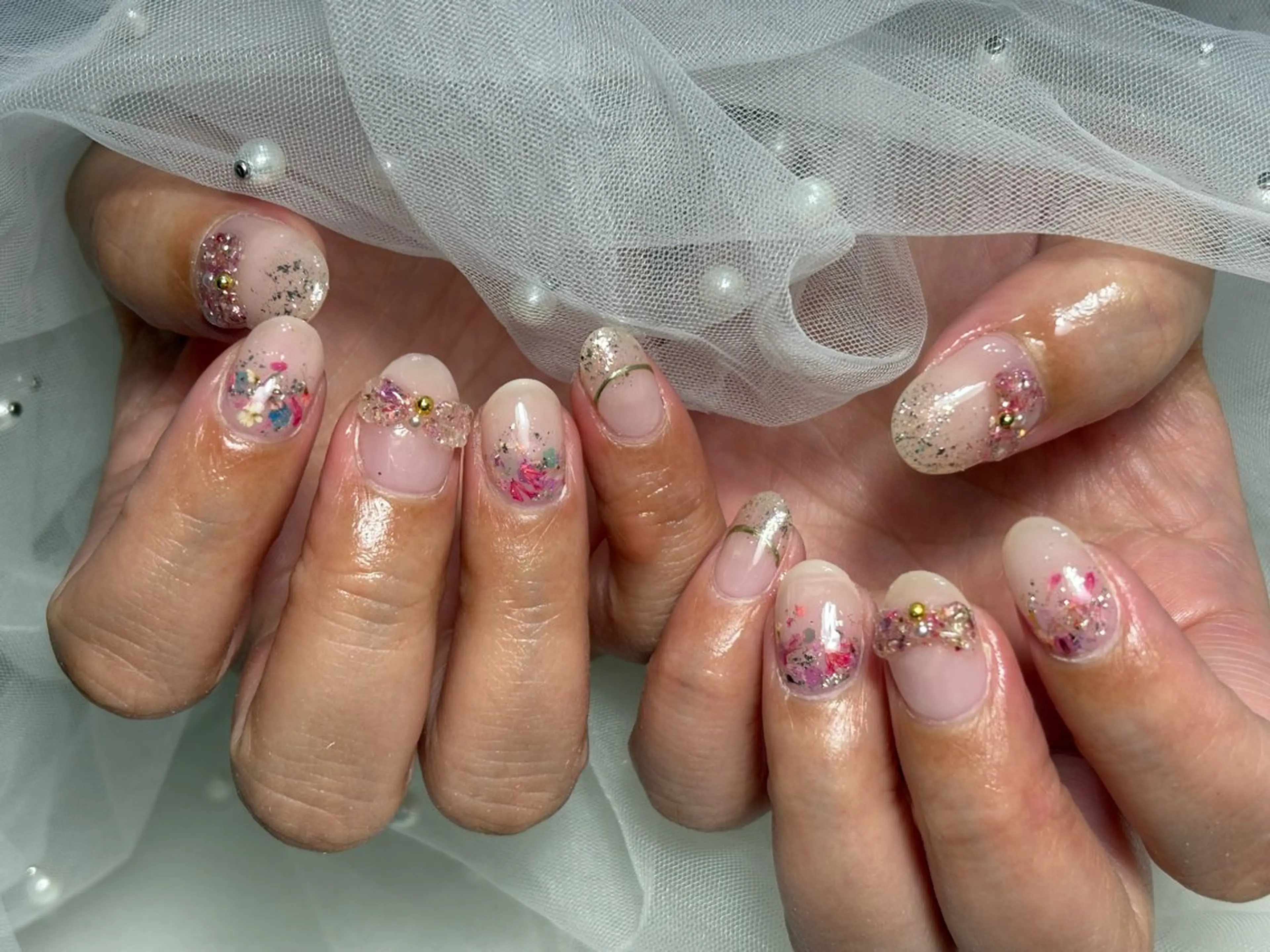 ネイル ハンドネイル フットネイル ✴︎ Delightのネイルデザイン