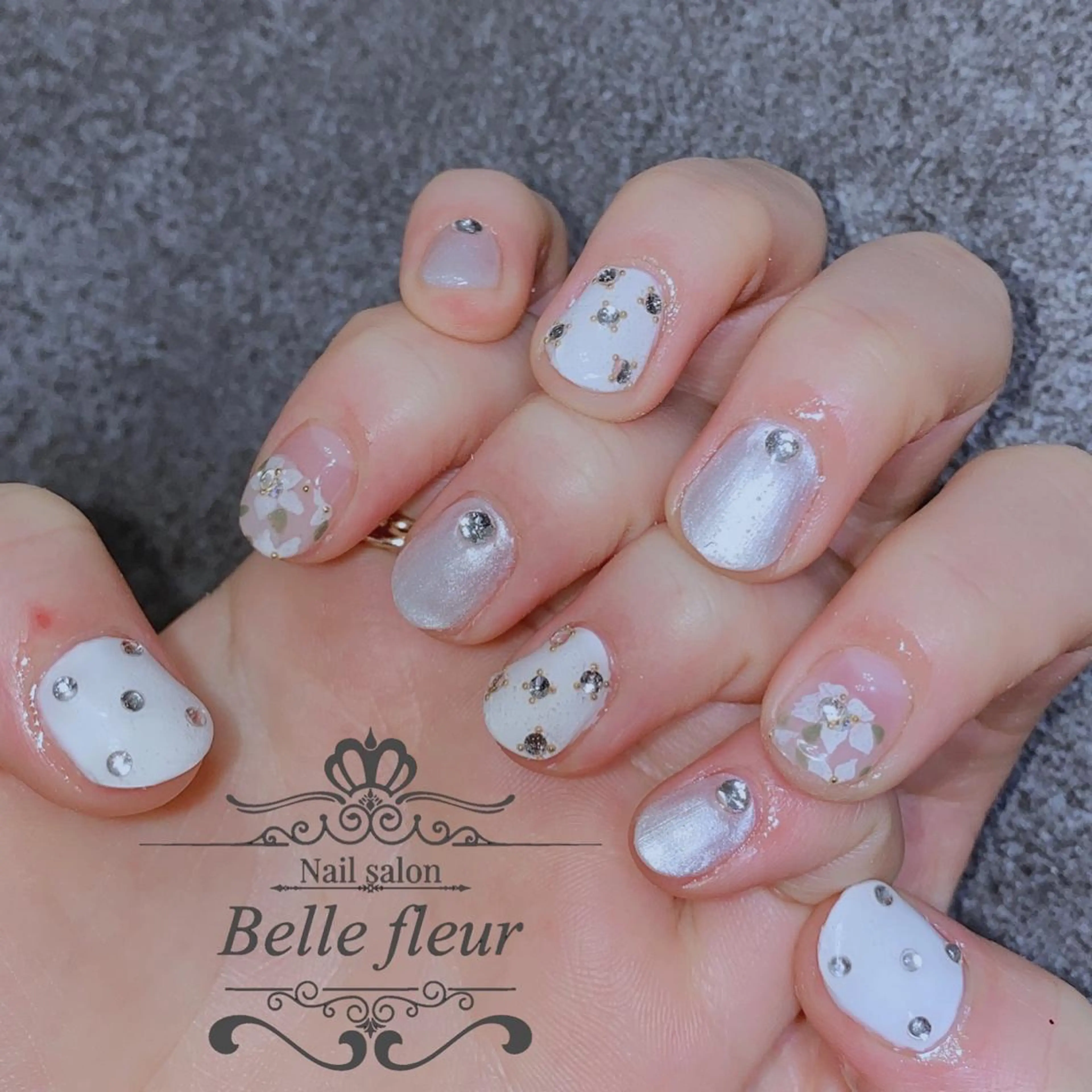 ショート ネイル Belle fleurのネイルデザイン