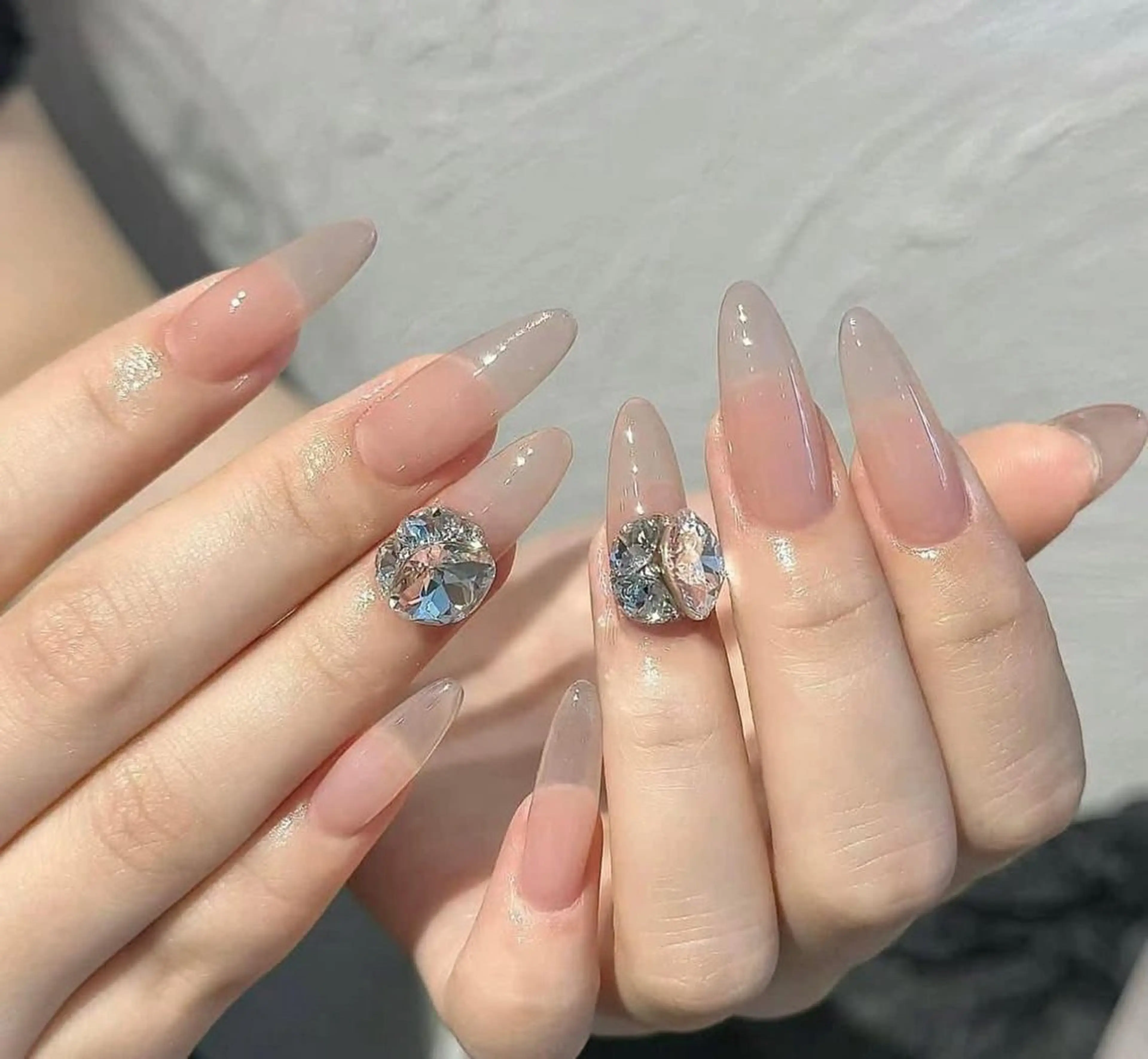 ネイル オーロラネイル チークネイル フットネイル フレンチネイル 韓国ネイル ハンドネイル Lumi Nailのネイルデザイン