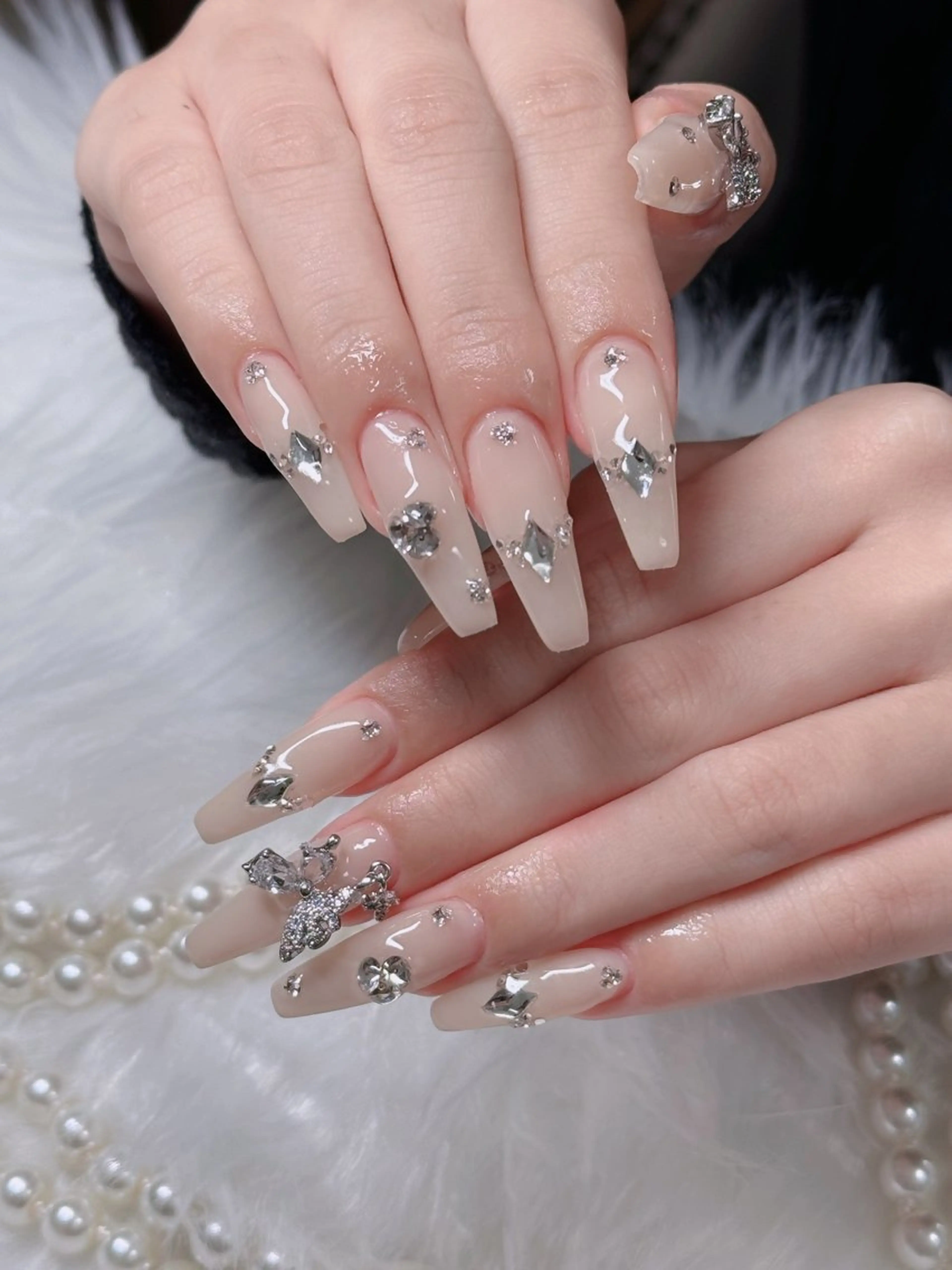 ネイル フレンチネイル ジェルネイル ハロウィン キラキラネイル 韓国ネイル ハンドネイル H.baby Nail Salonのネイルデザイン