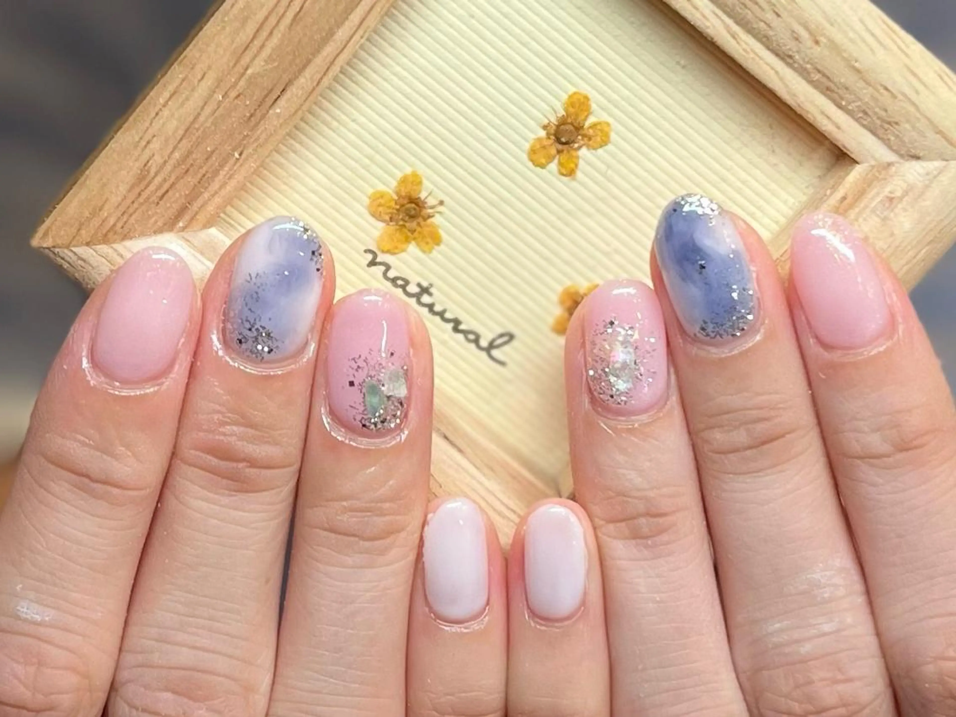 ショート ネイル アートネイル オフィスネイル ワンカラーネイル ショートネイル ネイルサロン リリーブランシュ所属・森 瑞紀のネイルデザイン