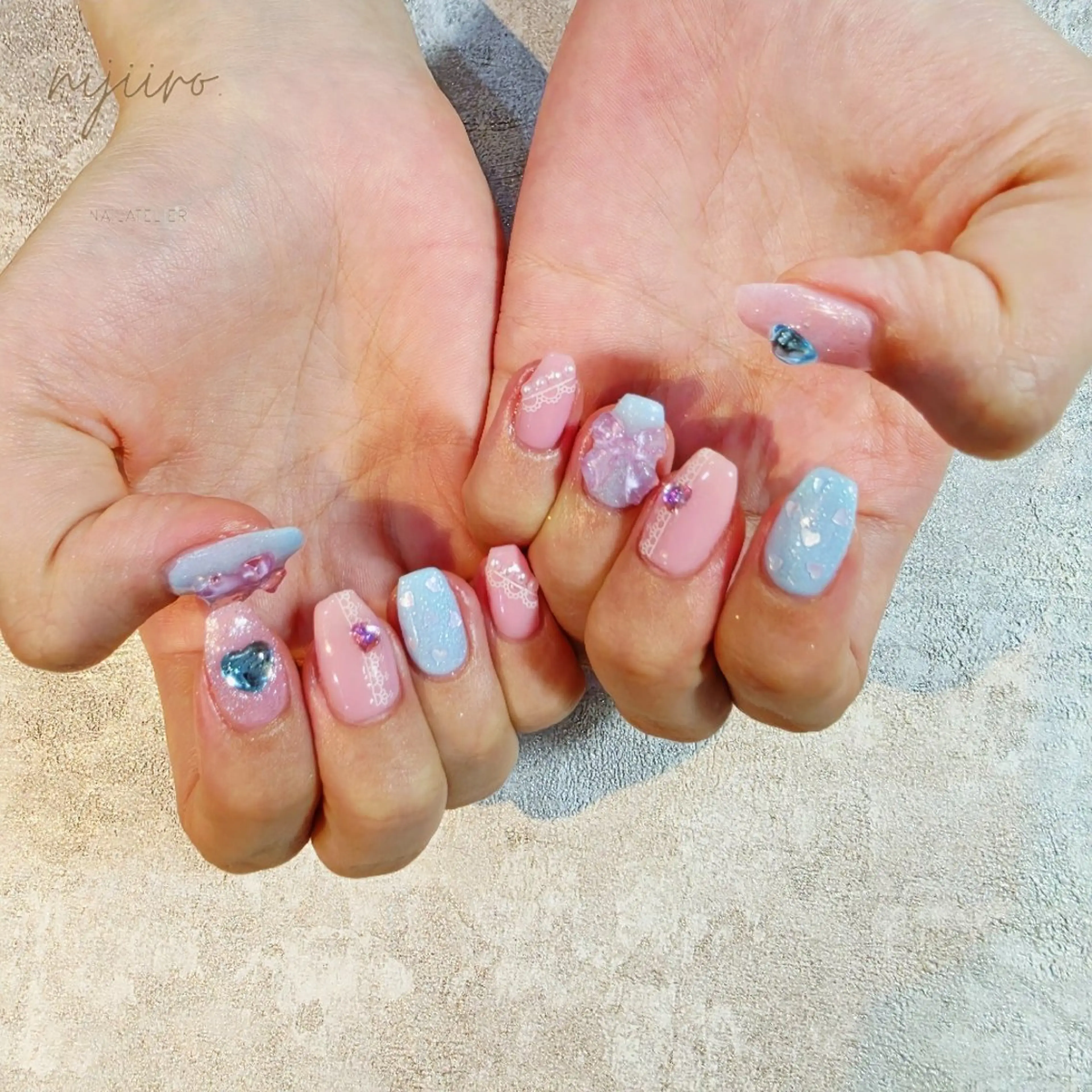 ネイル ハンドネイル nailatelier nijiiro.所属・nijiiro🌈 サトウのネイルデザイン