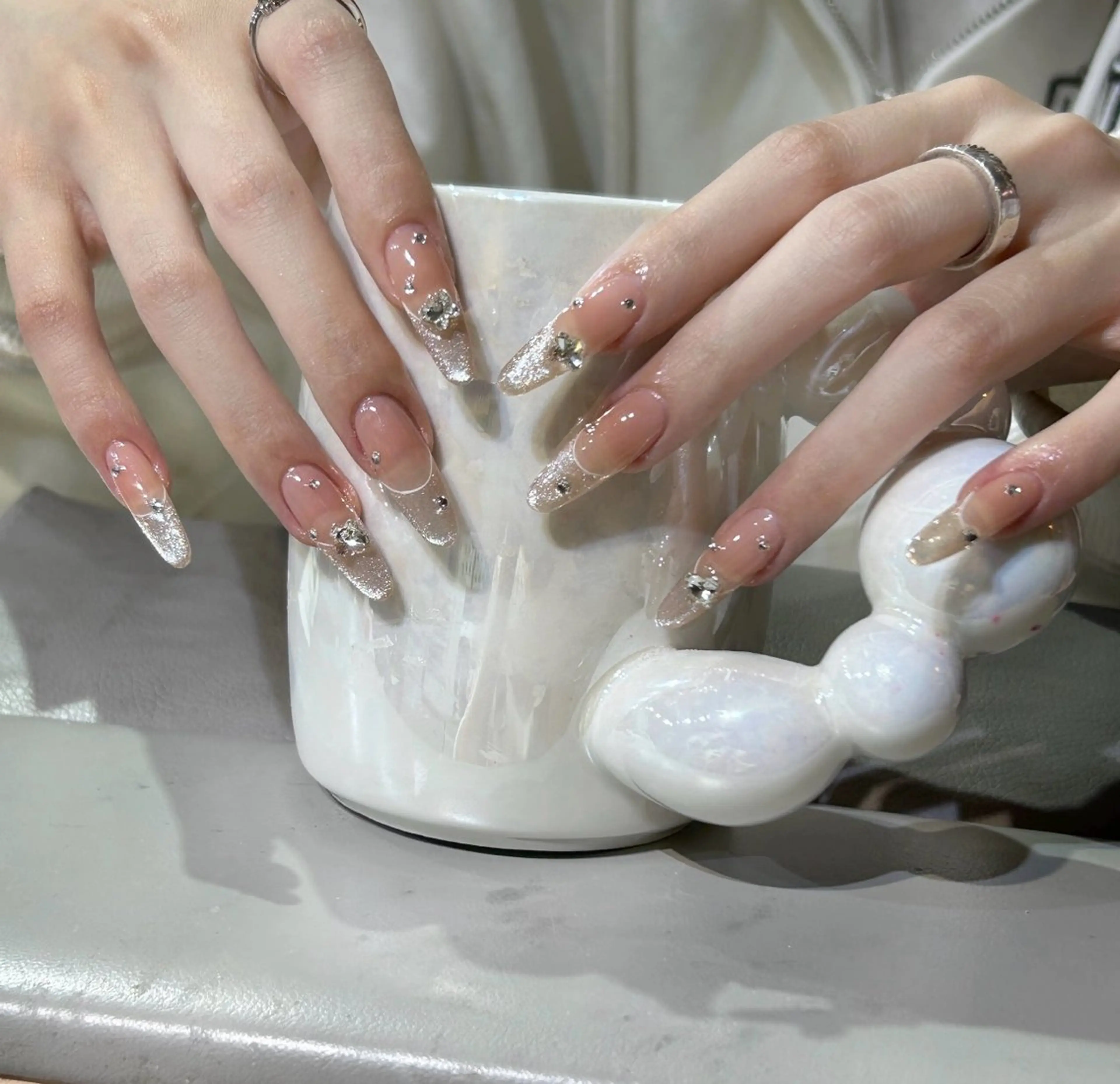 ネイル ETELUNA Nail 銀座店【パラジェル/フィルイン/チップスカルプ/マグネット/ニュアンス】所属・周 テイのネイルデザイン