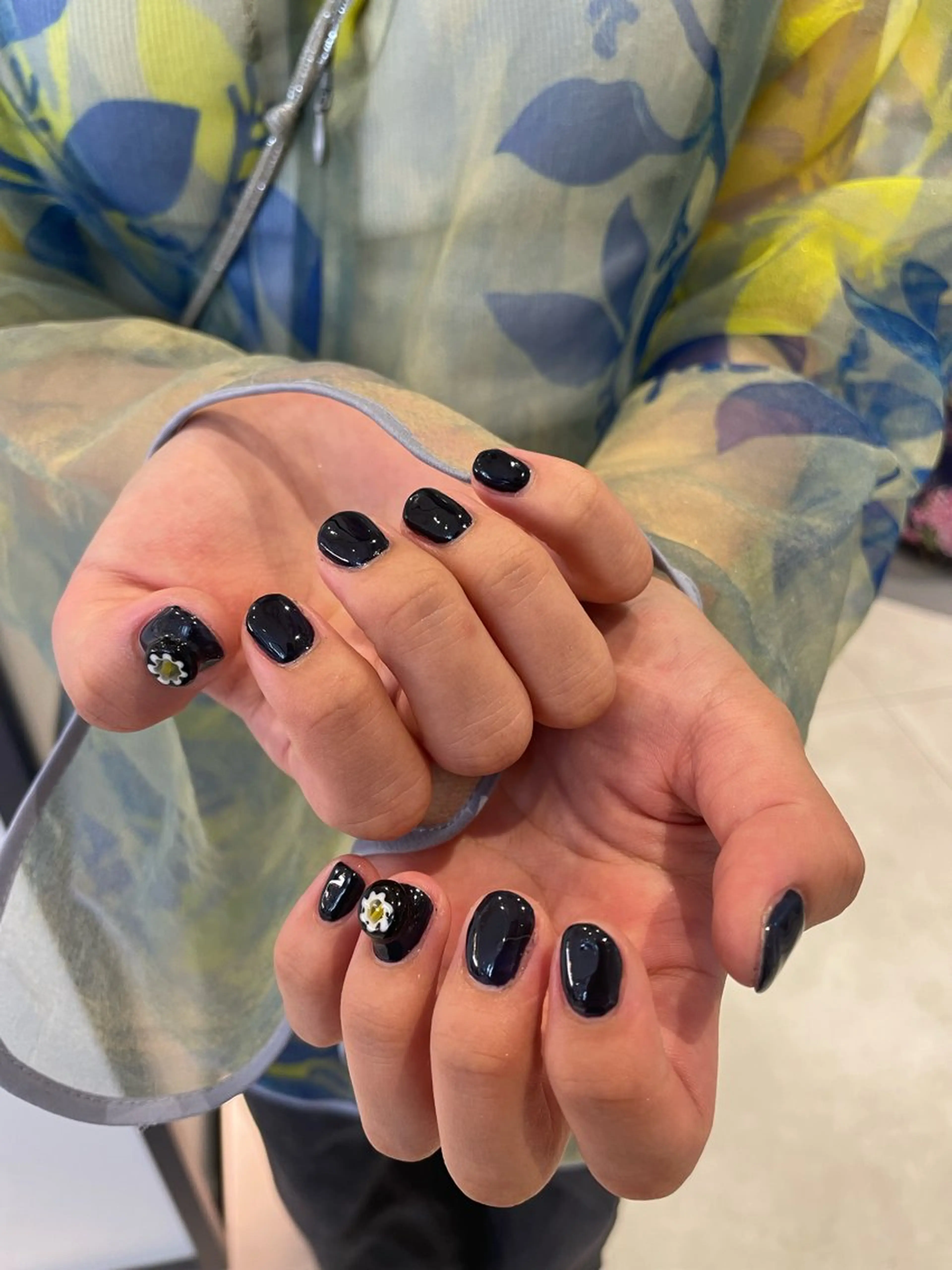 ネイル ハンドネイル 🌟暖色系ハイトーン 🌟AIのヘアスタイル