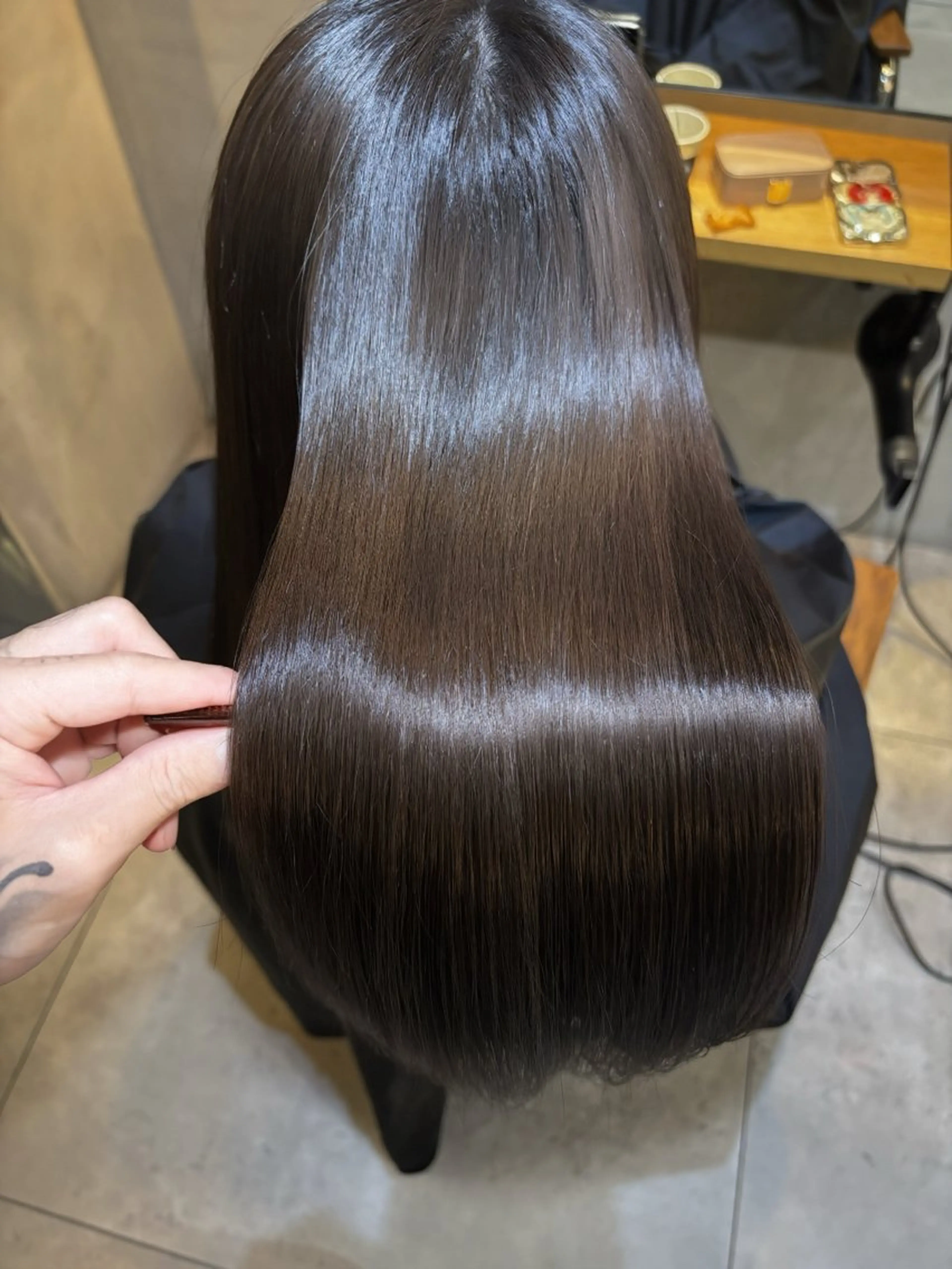 ロング 縮毛矯正 カット 縮毛矯正 🍀祥吾🍀レイヤー 艶髪❣️髪質改善❤️のヘアスタイル