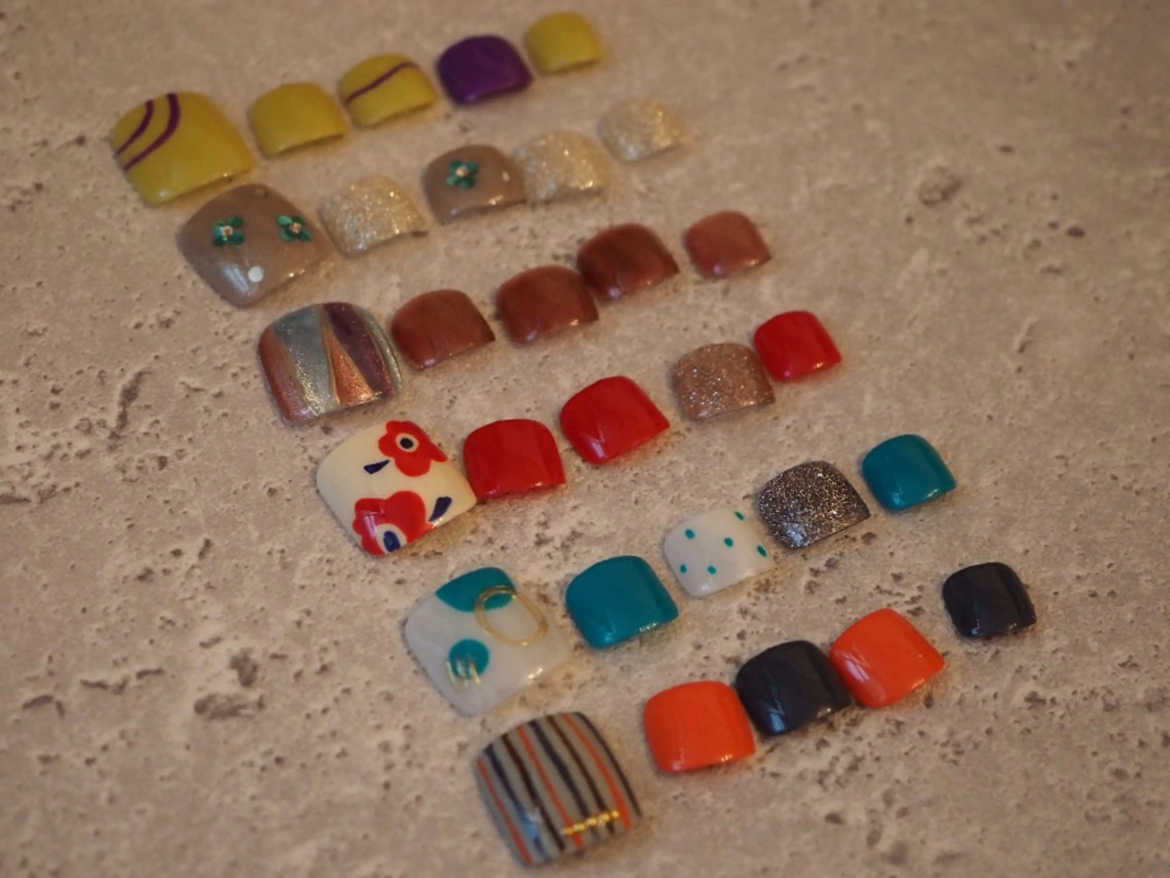 ネイル フットネイル アトリエマッジョ madokaのネイルデザイン