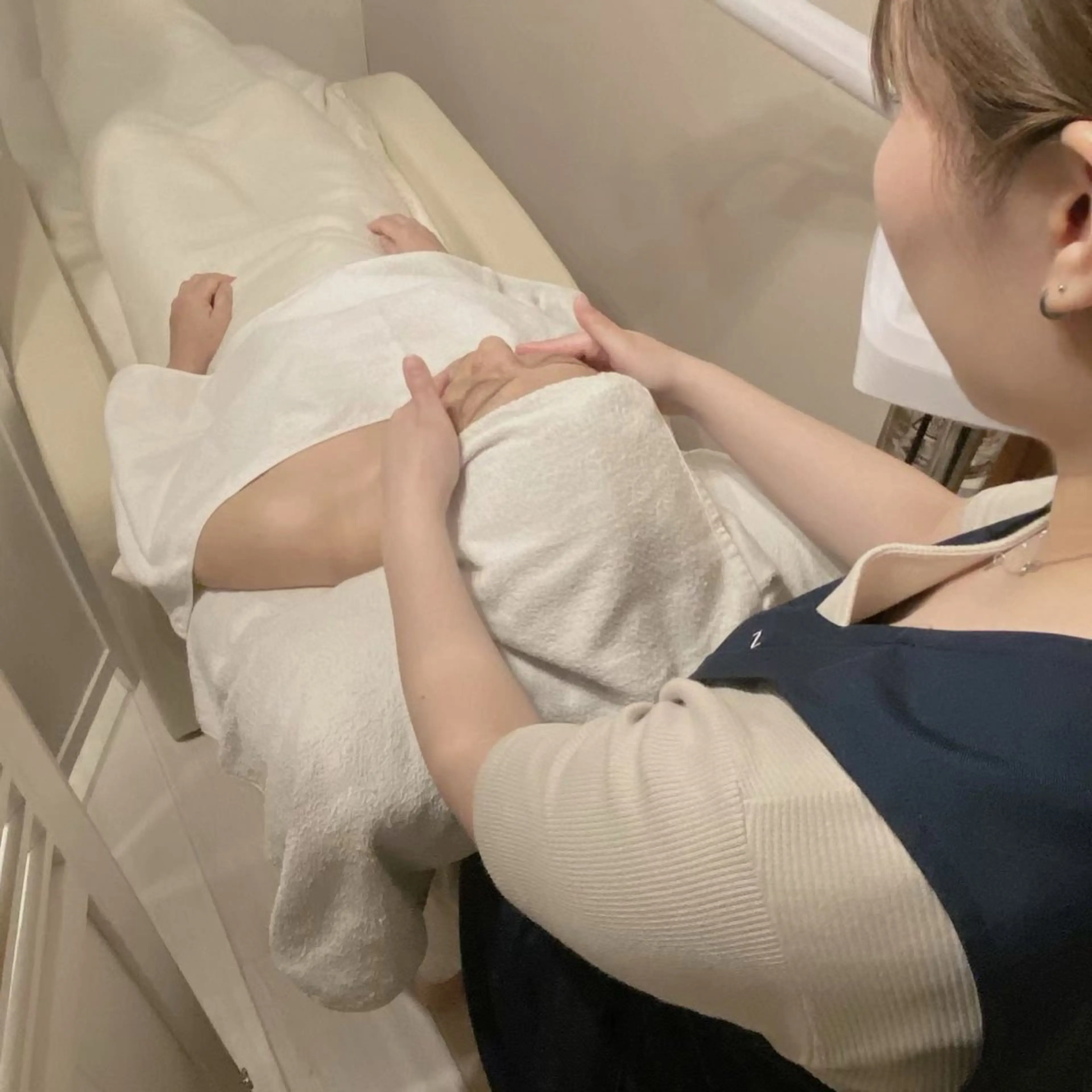 【ご新規様限定】デコルテ付き小顔、美白集中ケア体験コースの写真